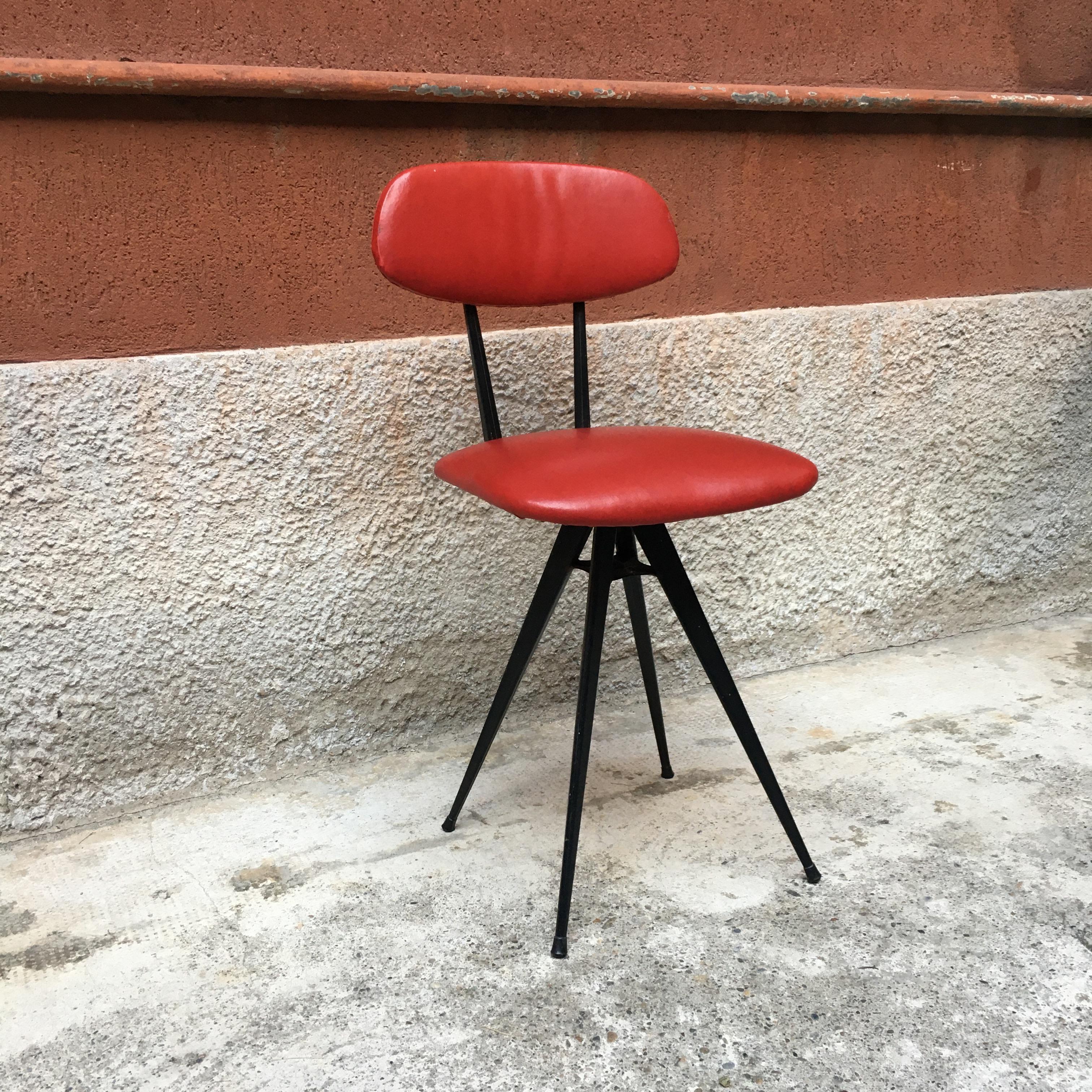Italian Red Leatherette and Metal Legs Chairs, 1960s (Metall)