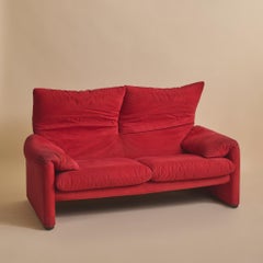 Italian Red ‘Maralunga’ Loveseat by Vico Magistretti for Cassina, 1970s