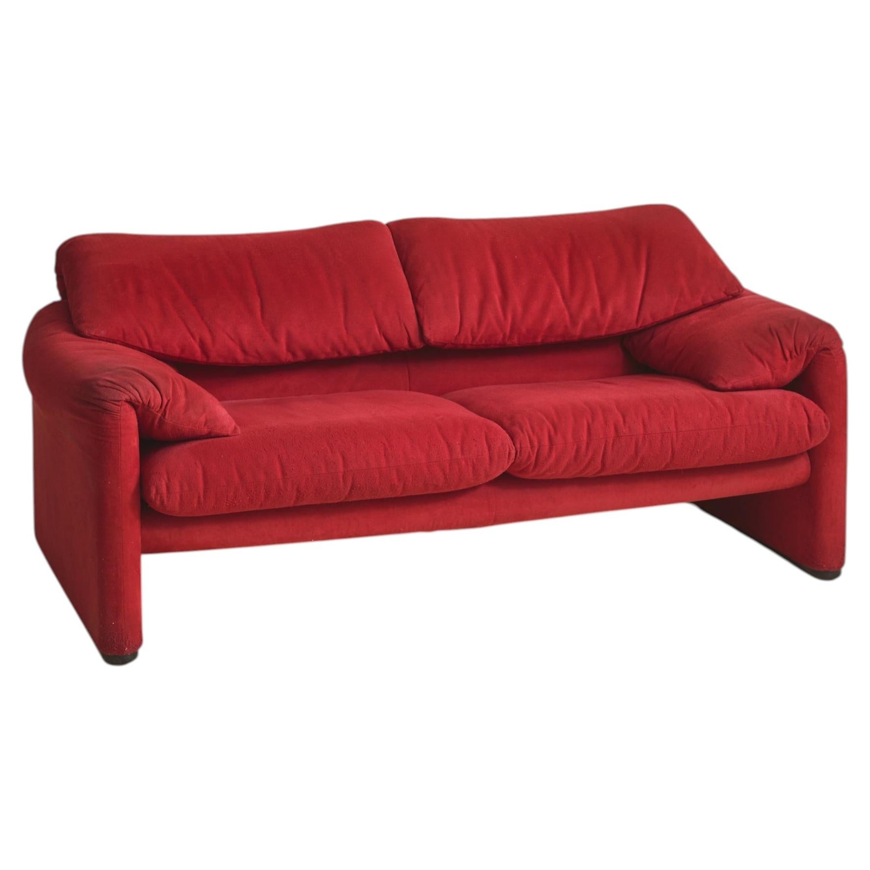 Italian Red ‘Maralunga’ Loveseat by Vico Magistretti for Cassina, 1970s
