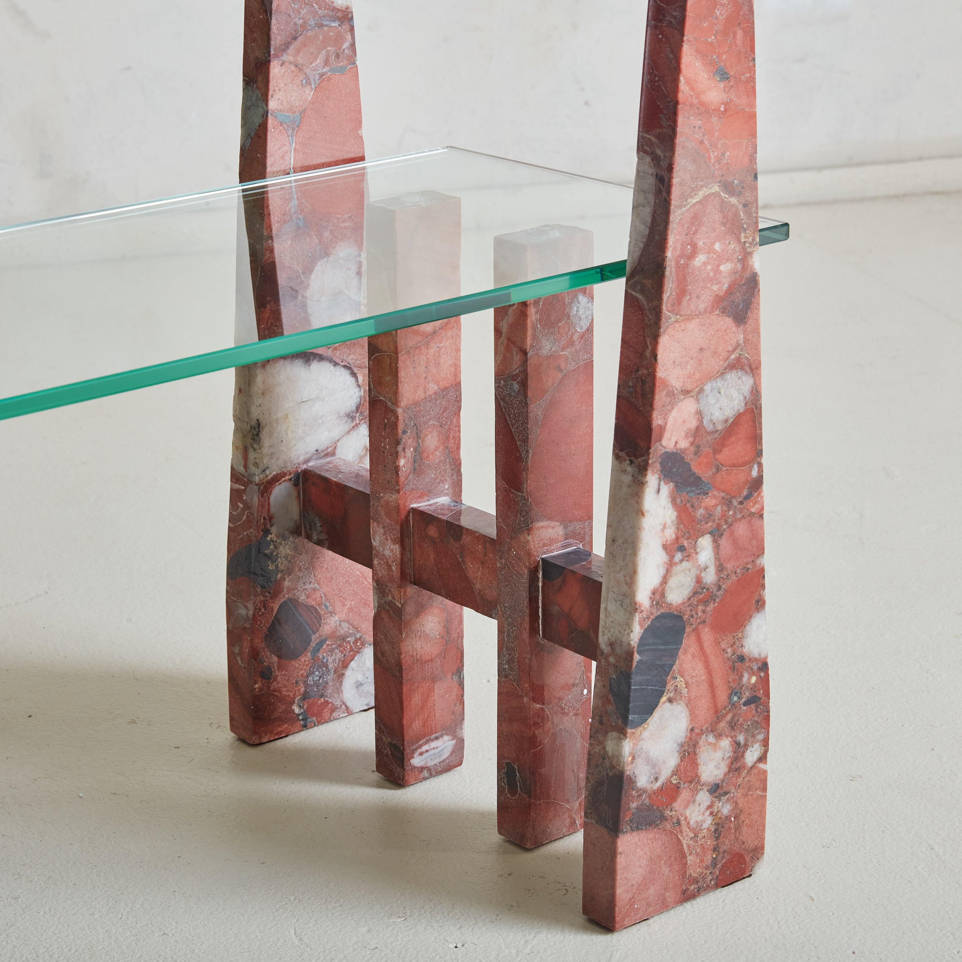 Moderne Console italienne en marbre rouge et verre, 1970 en vente