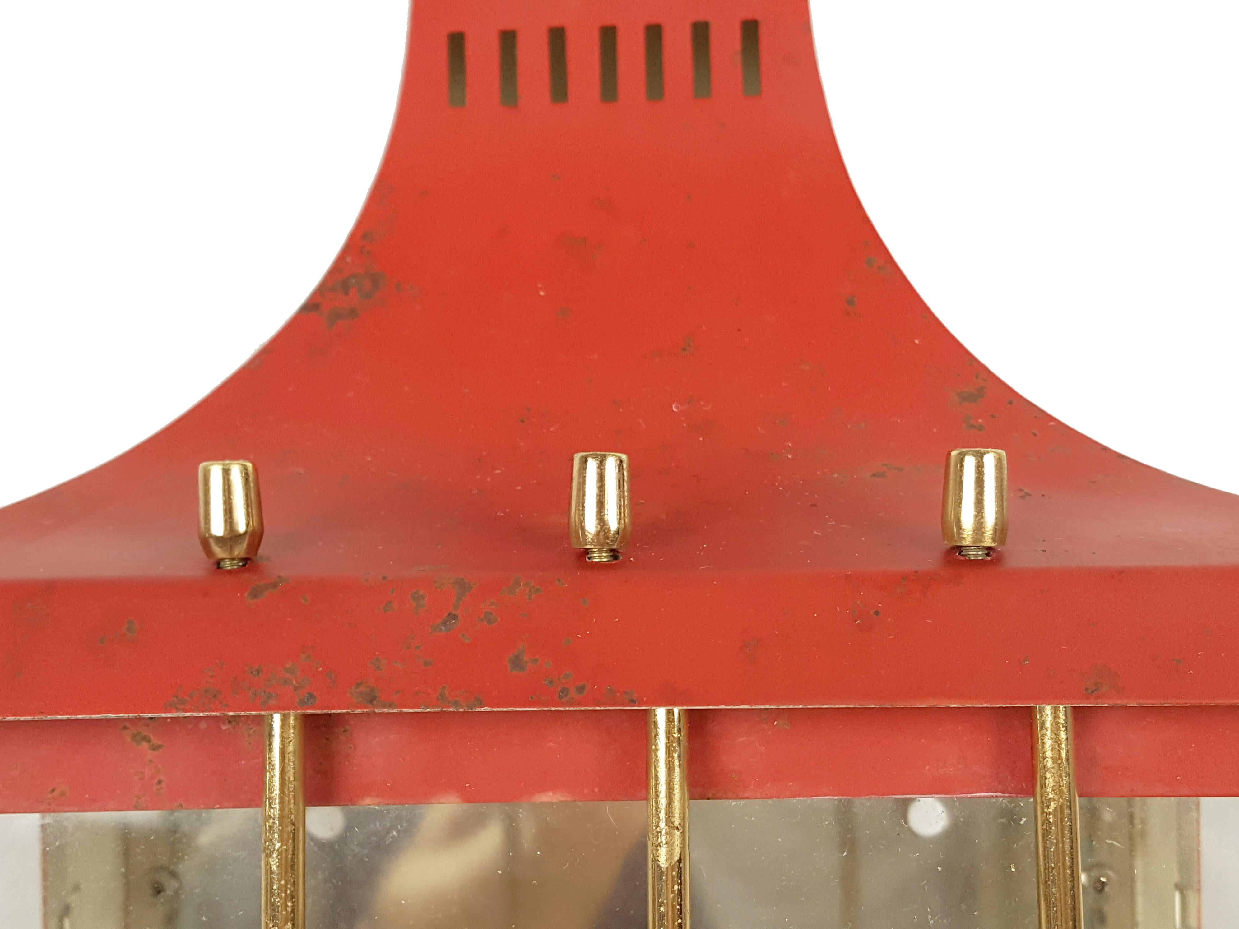 Italian Red Metal, Glass and Brass Midcentury Sconce For Sale 4