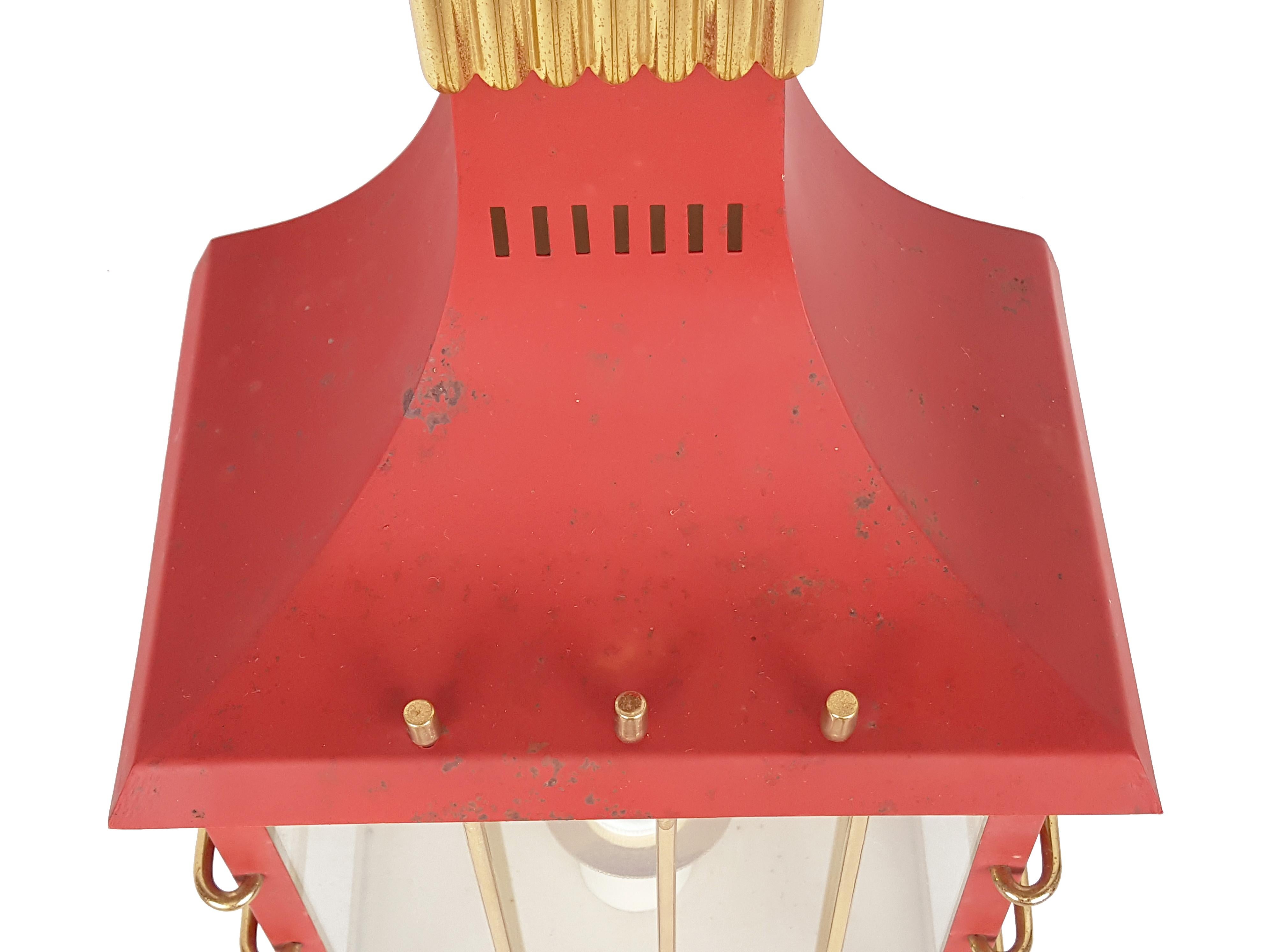 Italian Red Metal, Glass and Brass Midcentury Sconce For Sale 3