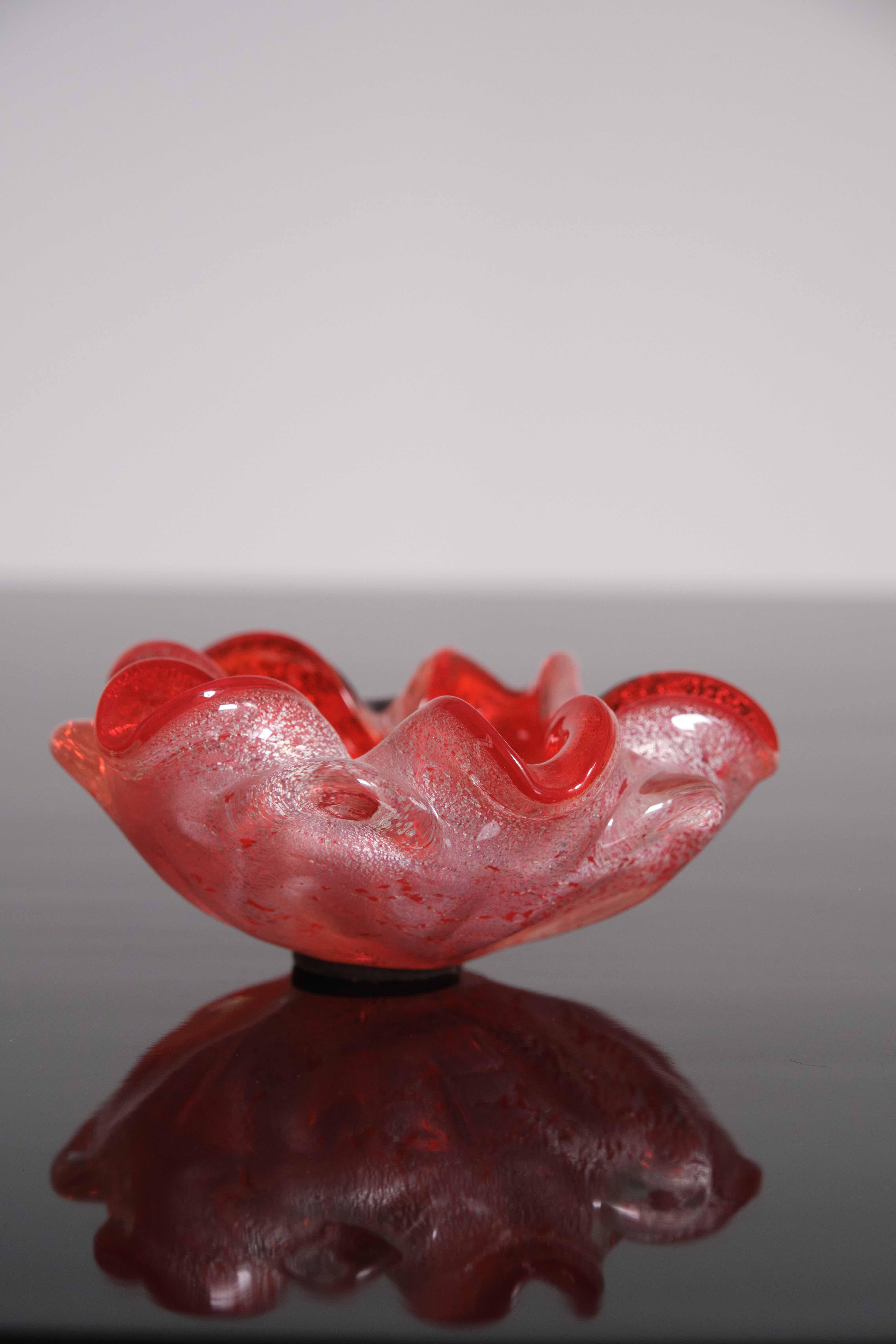Cuenco italiano de cristal de Murano rojo, Italia, años 50 Italiano en venta