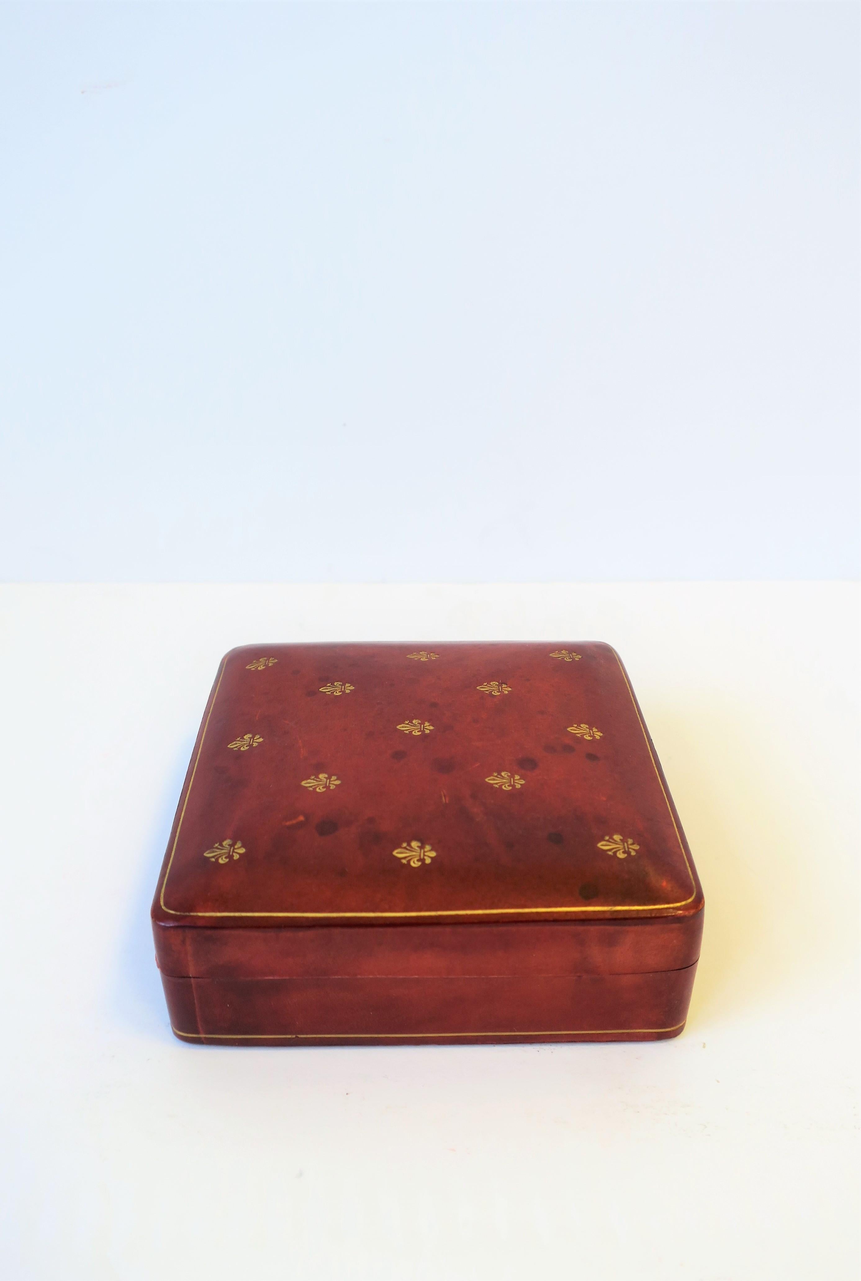 vintage leather box
