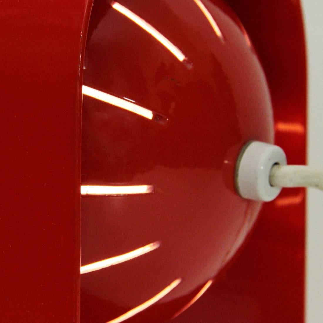 Italian Red Table Lamp, 1960s For Sale 3