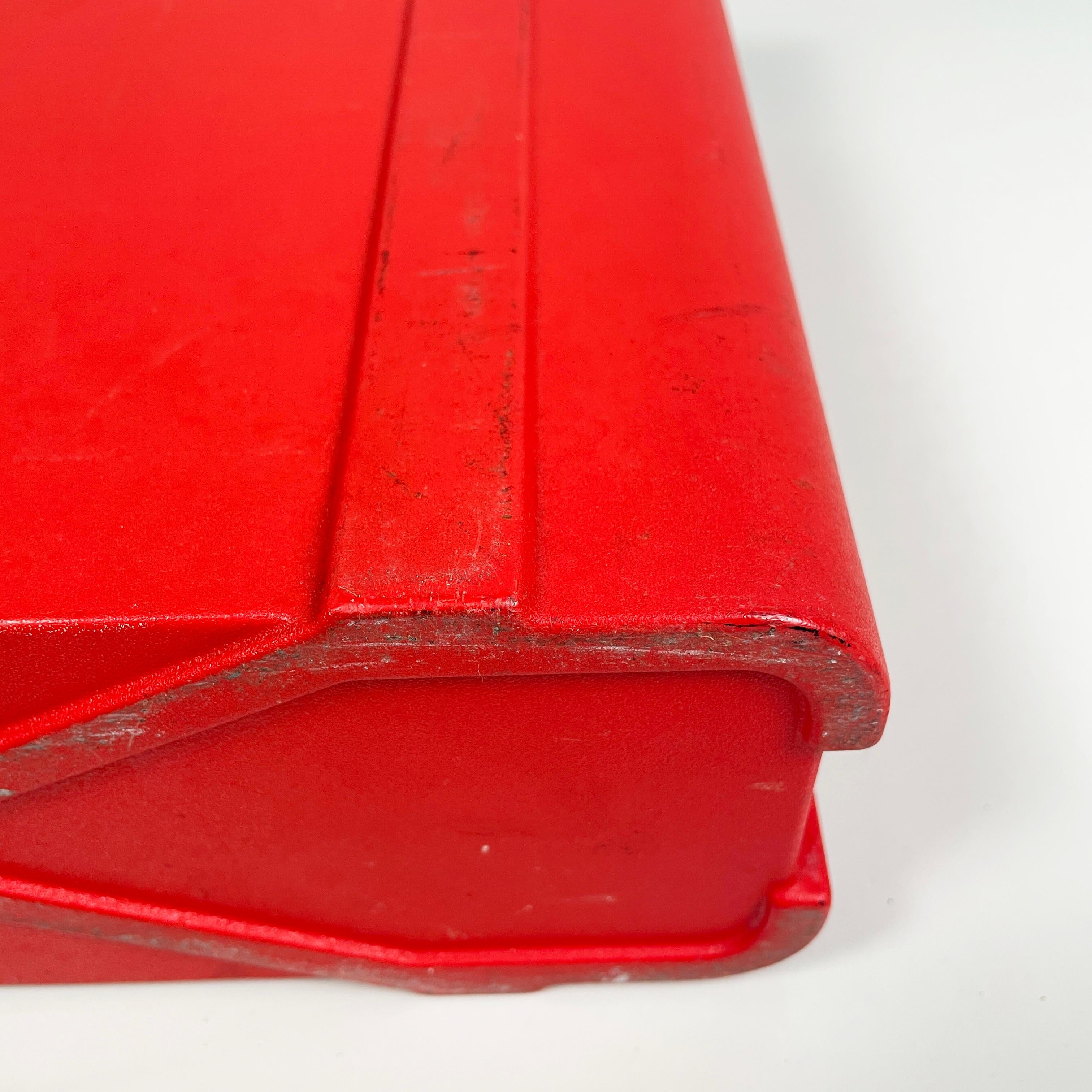 Italienische rote Schreibmaschine Valentine von Ettore Sottsass Perry King Olivetti, 1970er Jahre im Angebot 13