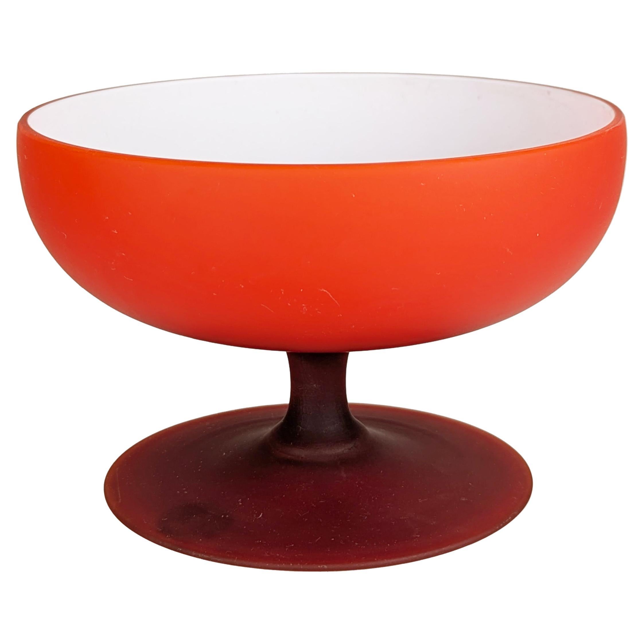 Ciotola in vetro incamiciato rosso e bianco di Murano di Carlo Moretti, 1959