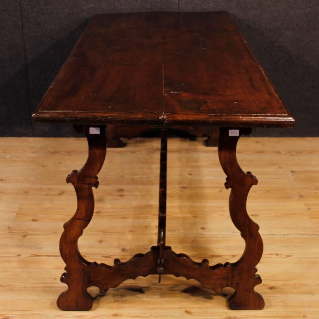 Italian Refectory Table in Solid Carved Wood from 20th Century In Good Condition In Vicoforte, Piedmont