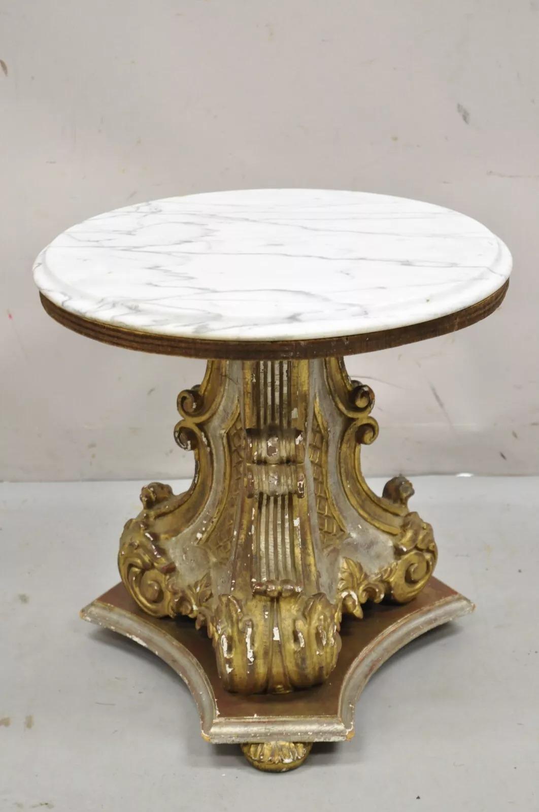Table d'appoint à piédestal en bois sculpté Florentine de style Régence italienne 18