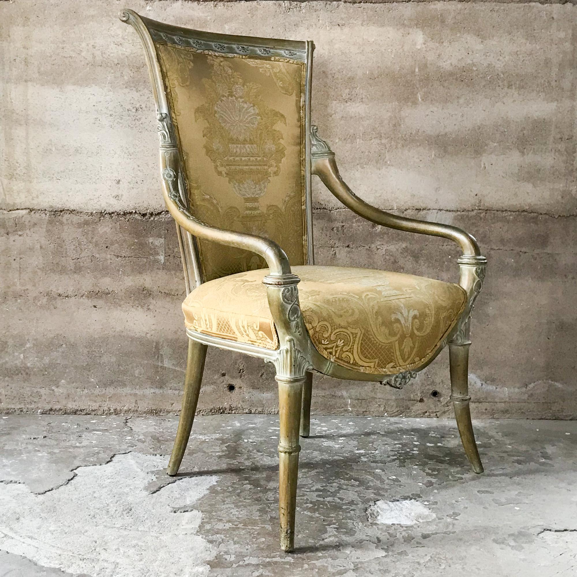 Sophisticated Italian Regency Louis XV Gold Silk Armchairs Mahogany & Gold Leaf For Sale 5