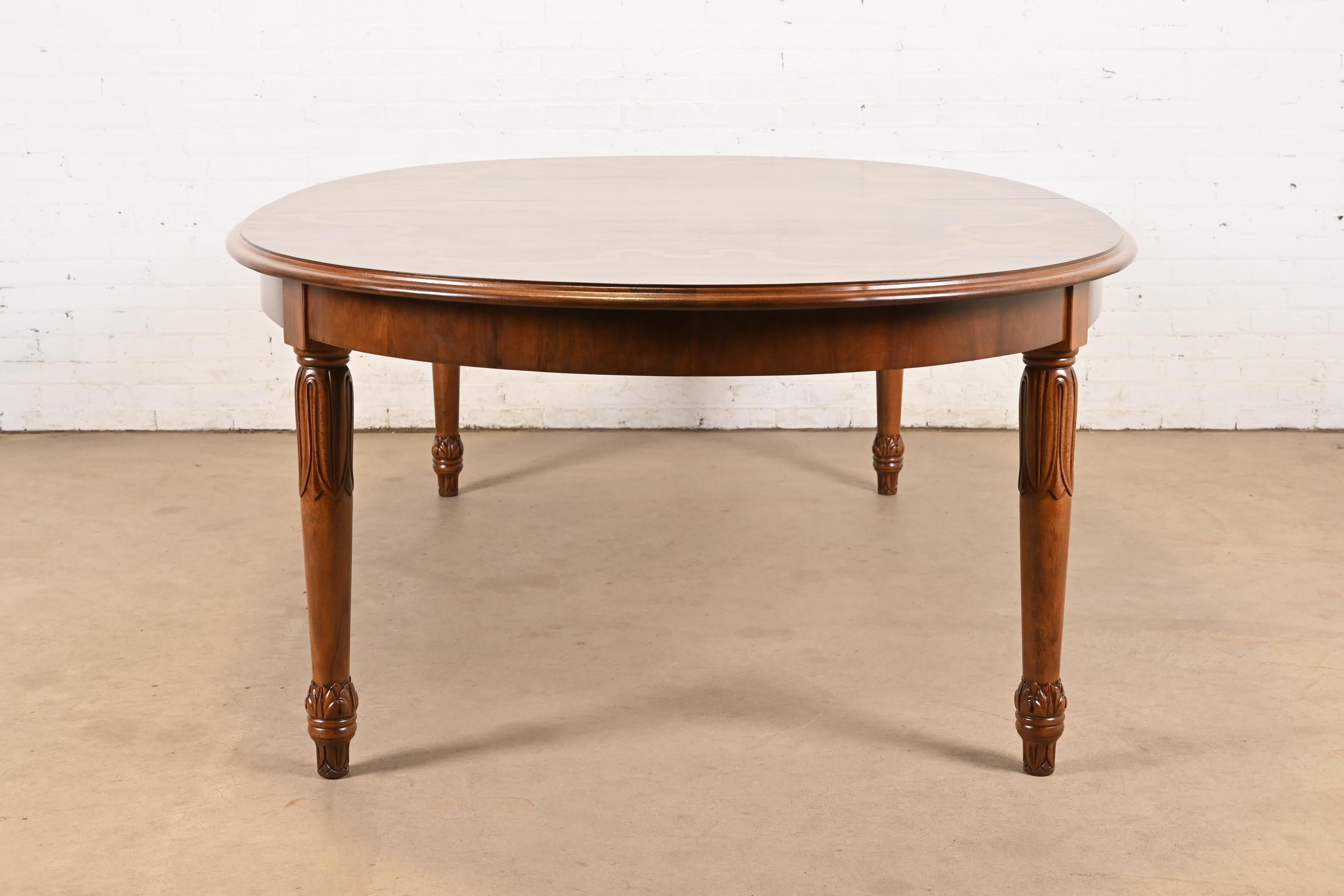 Italian Regency Louis XVI Burled Walnut Inlaid Dining Table, Newly Refinished For Sale 7