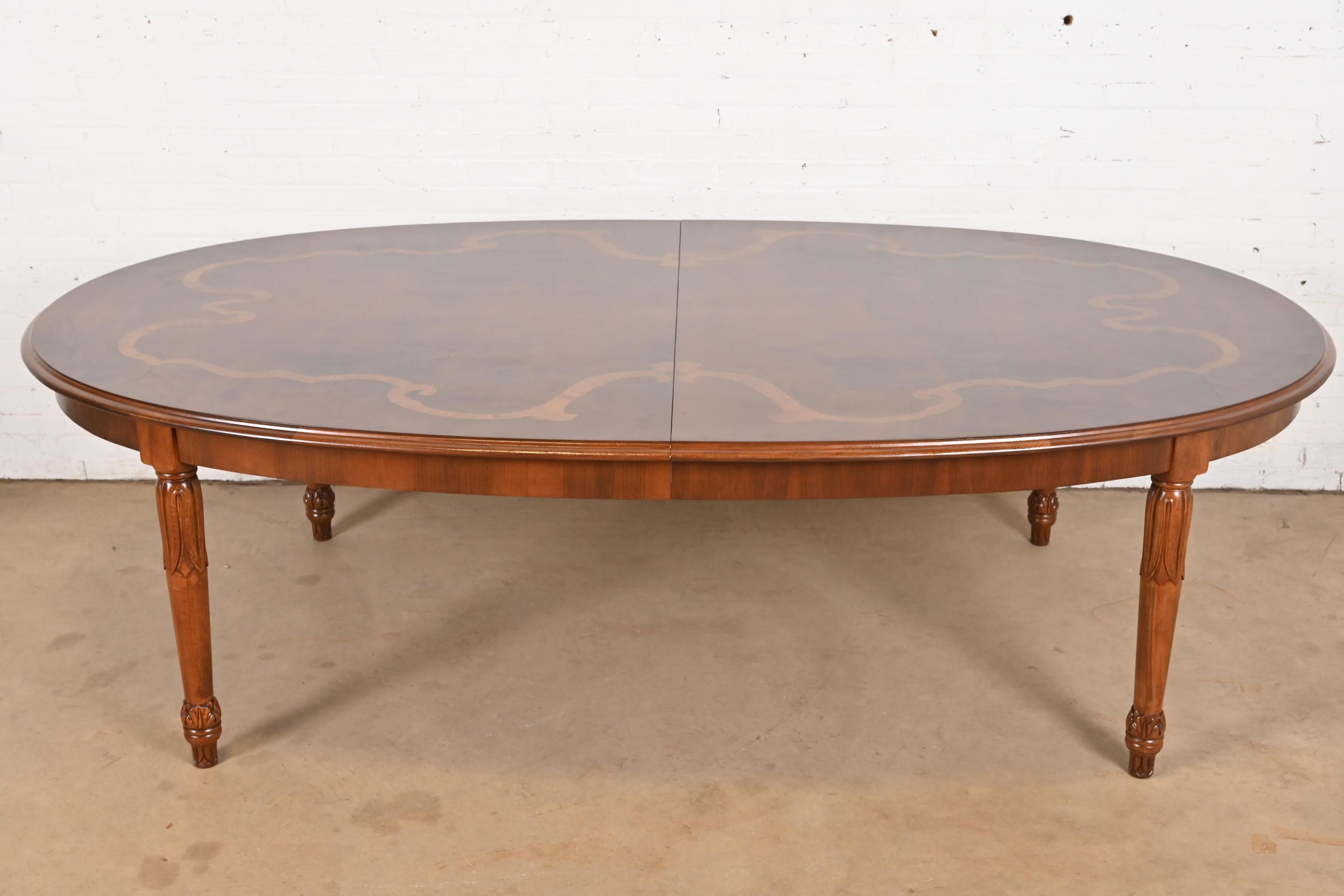 Italian Regency Louis XVI Burled Walnut Inlaid Dining Table, Newly Refinished For Sale 3
