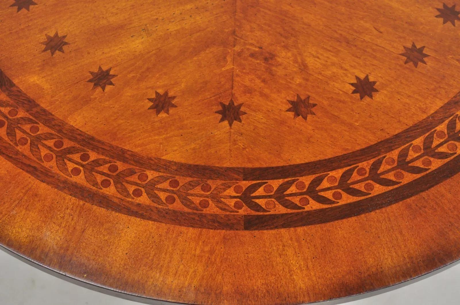 Italian Regency Style Marquetry Inlay Paw Feet Pedestal Base Round Center Table For Sale 5