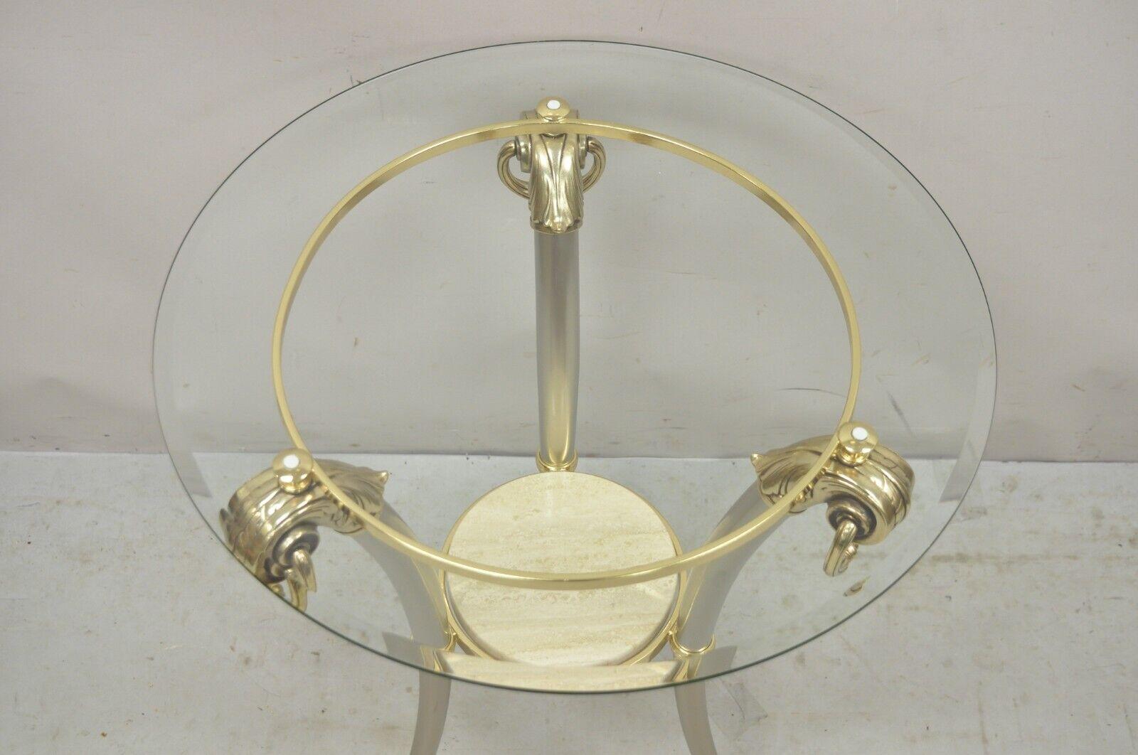 Italienischer Beistelltisch im Regency-Stil aus Stahl und Messing mit runder Glasplatte und Dreibein-Sockel (20. Jahrhundert) im Angebot