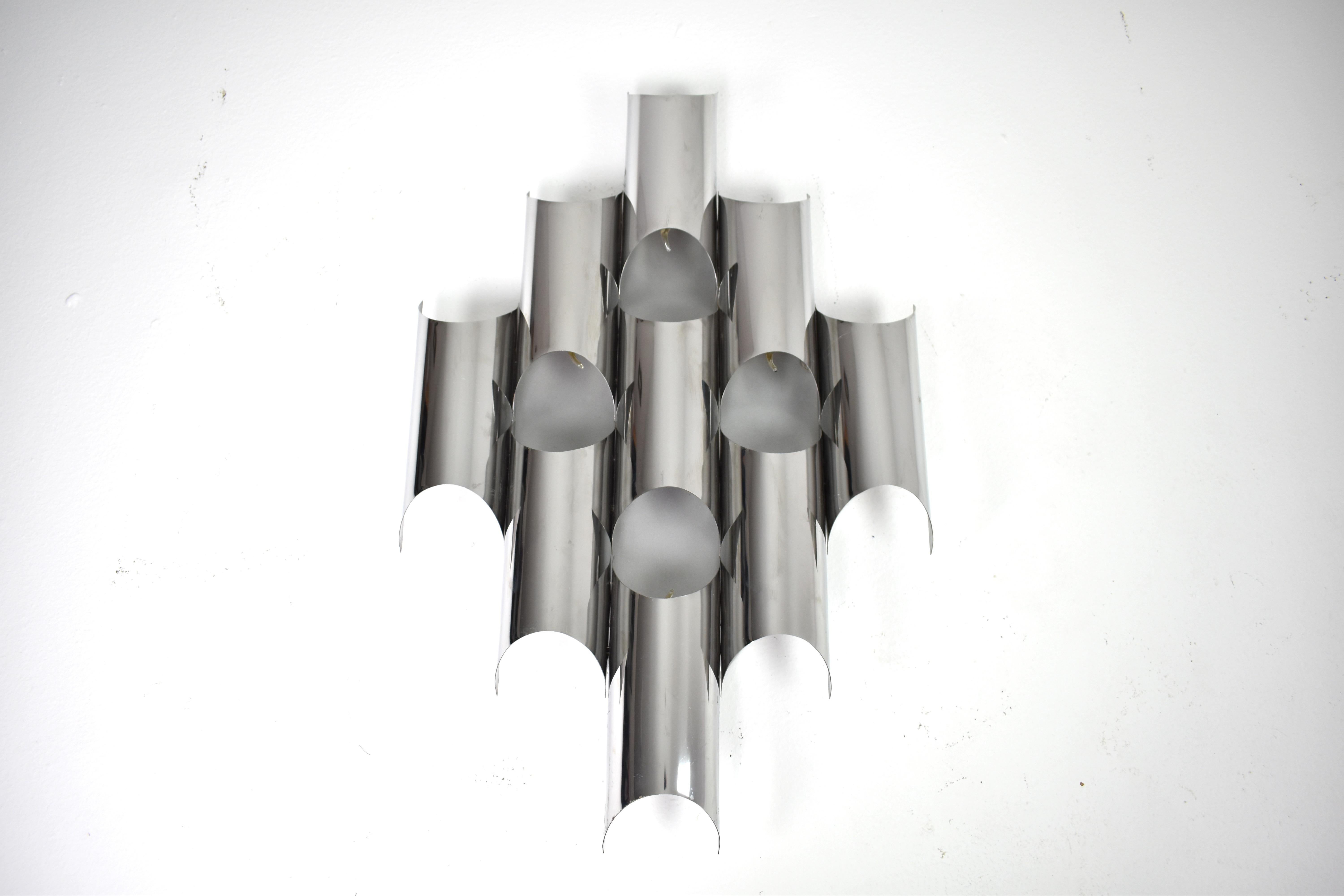 Ère spatiale Appliques murales sculpturales italiennes Reggiani des années 1970