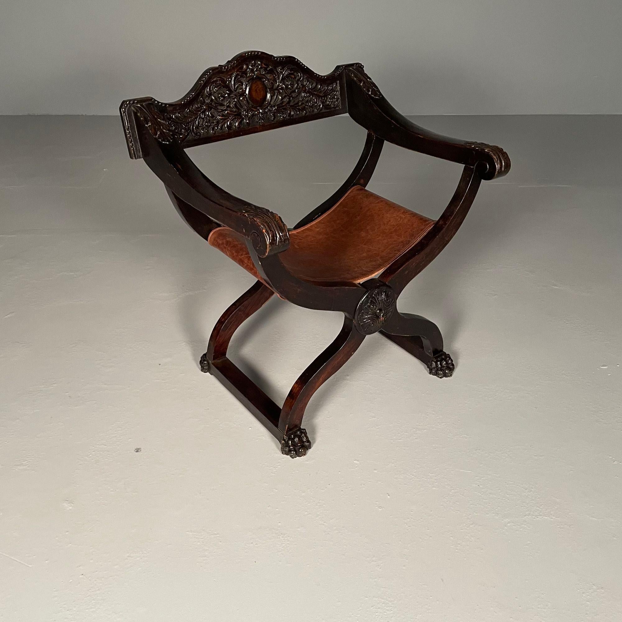 Chaise de bureau / à accoudoirs Renaissance italienne, sculptée, assise en cuir, 19e siècle en vente 15