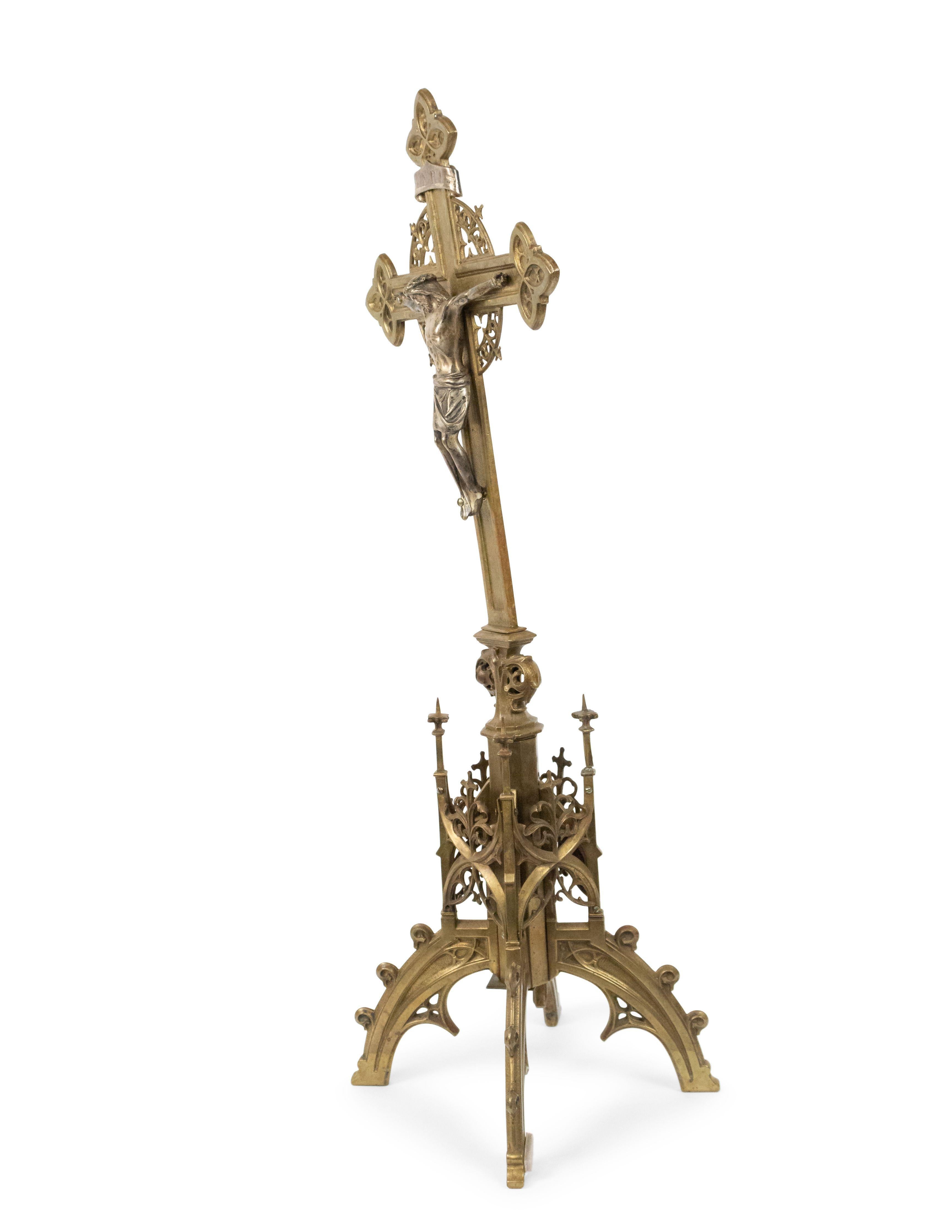 Italian Renaissance Bronze Crucifix In Good Condition For Sale In Queens, NY