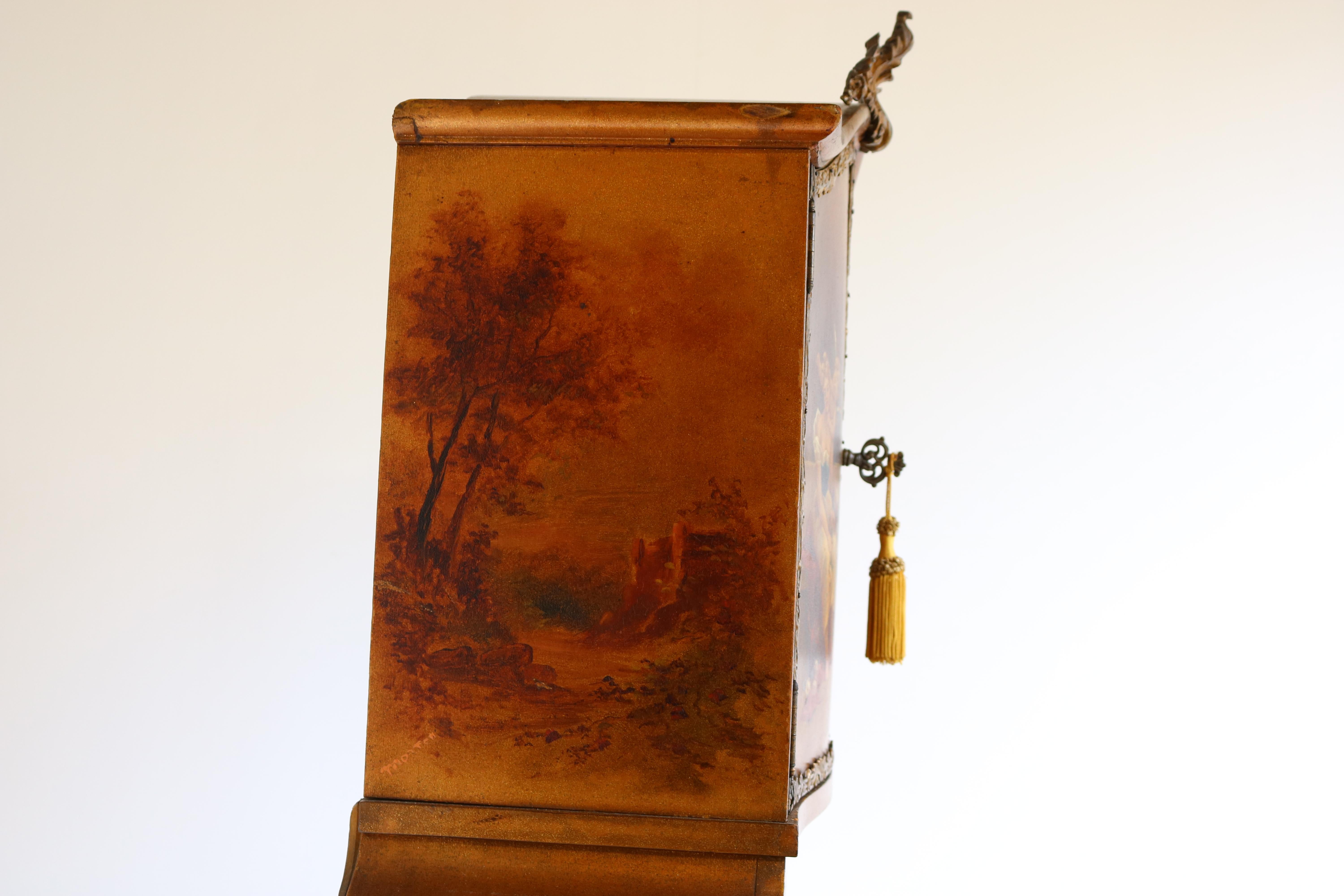 Italian Renaissance Dressing Table 19th Century Hand Painted by Müller Morten For Sale 1