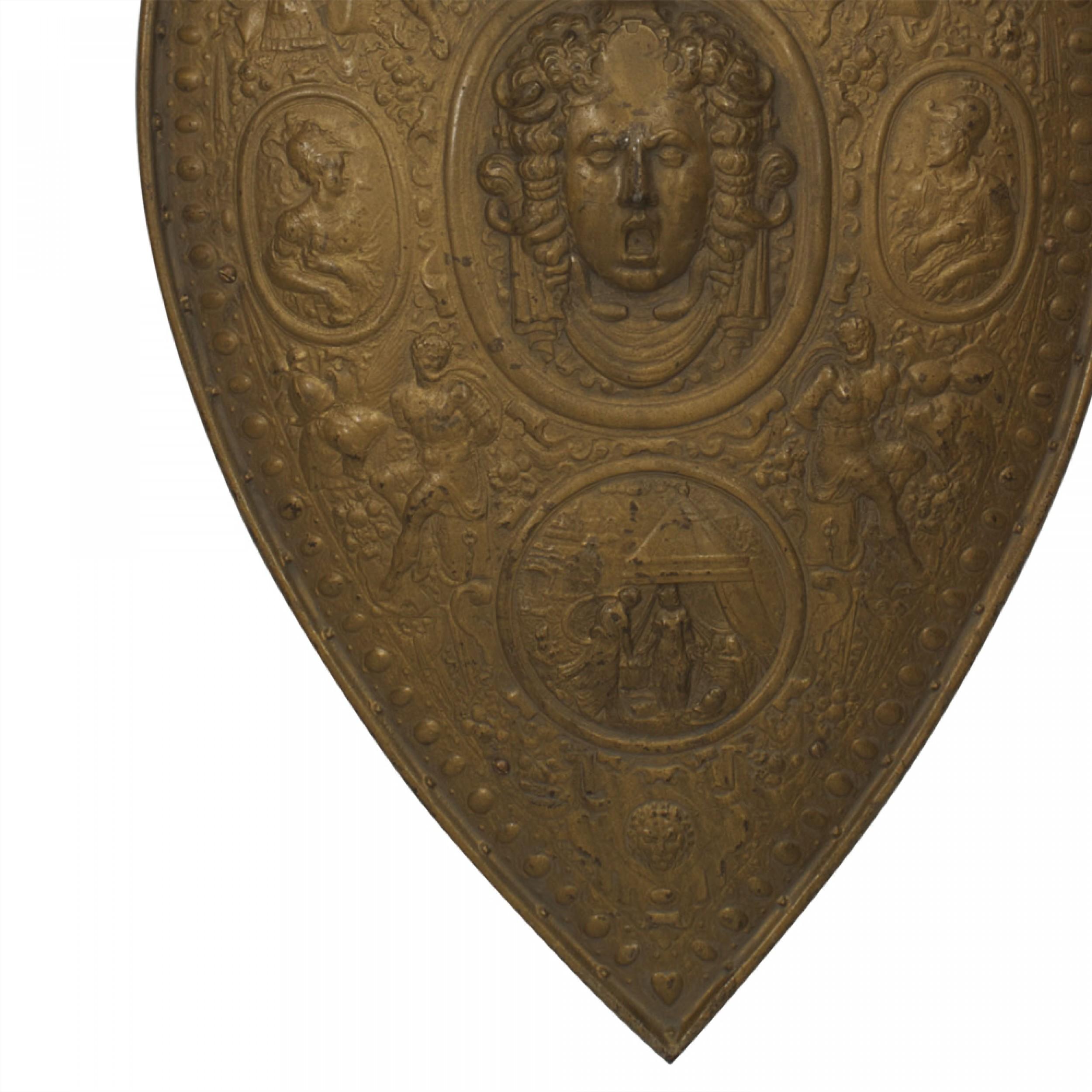 Italian Renaissance Gilt Metal Shield In Good Condition For Sale In Queens, NY