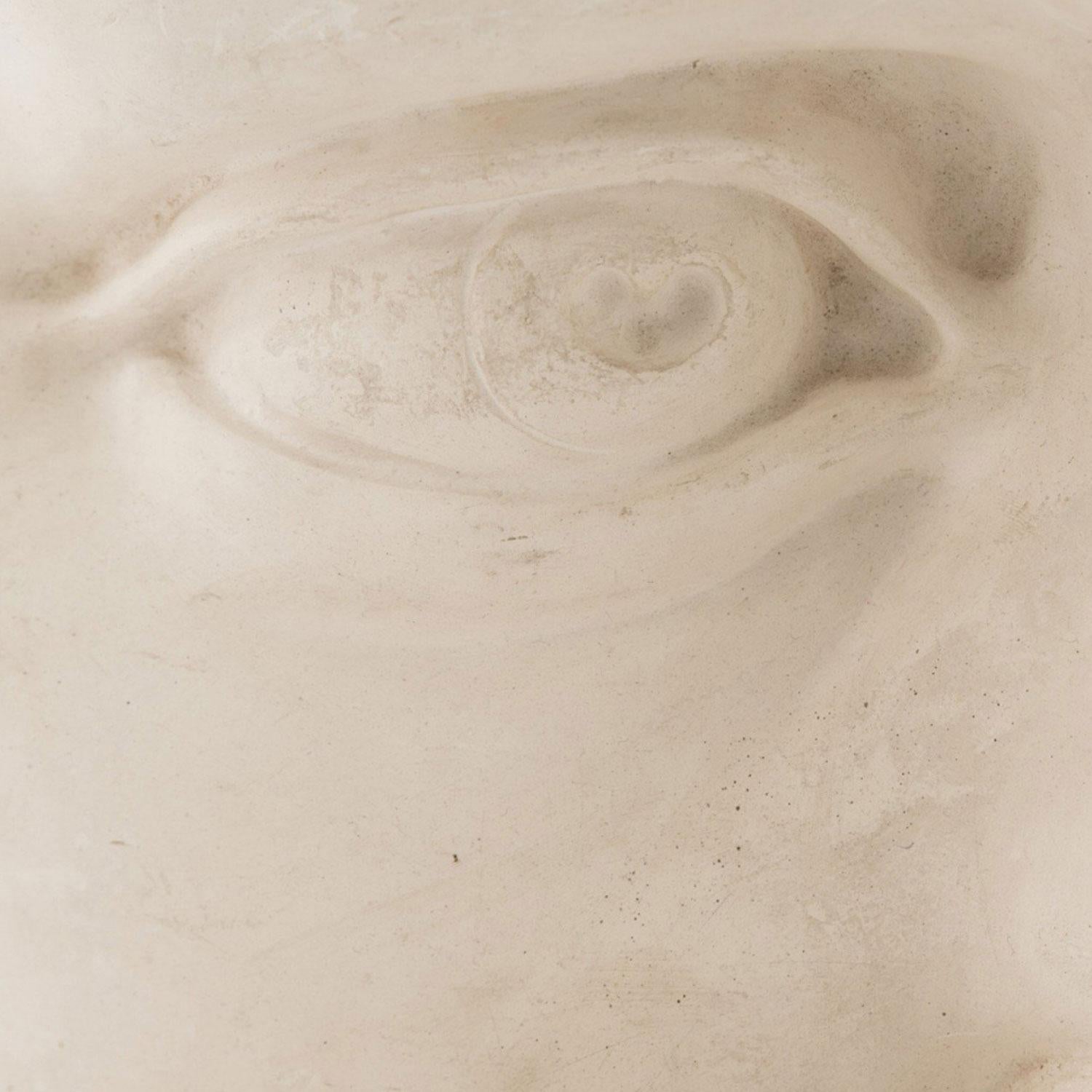 20ième siècle Renaissance italienne Détail de l'œil en plâtre du 