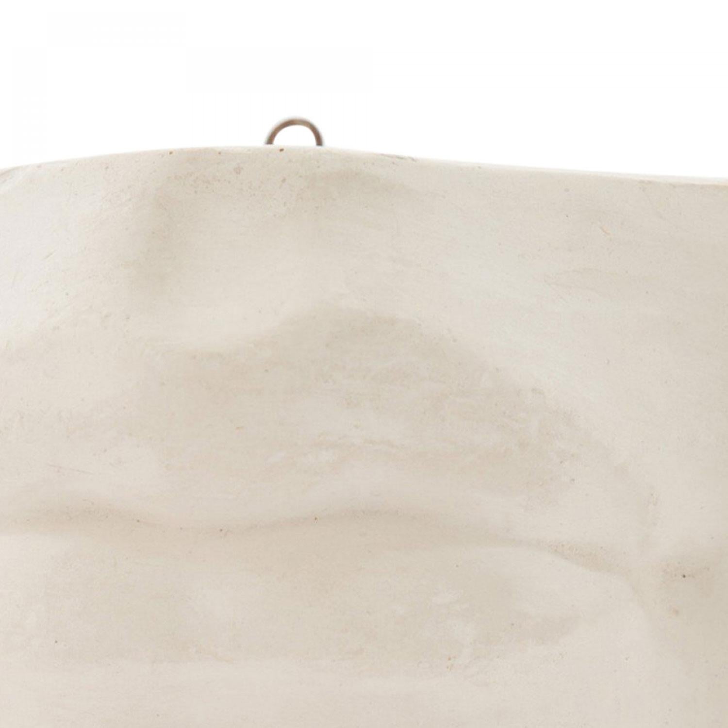 Détail de la bouche en plâtre de style Renaissance italienne de la statue de David de Michelangelo