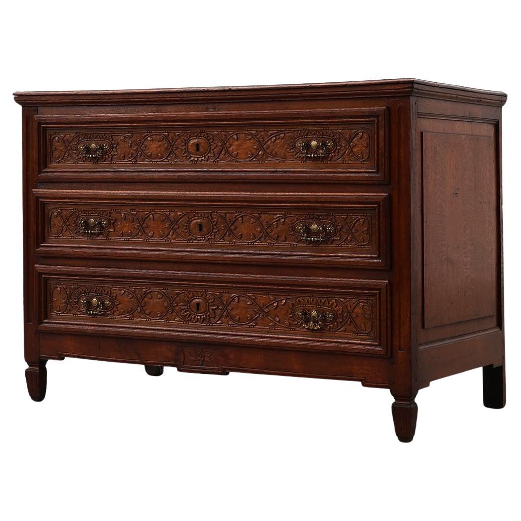 Cassettiera rinascimentale italiana in Oak, XVII secolo