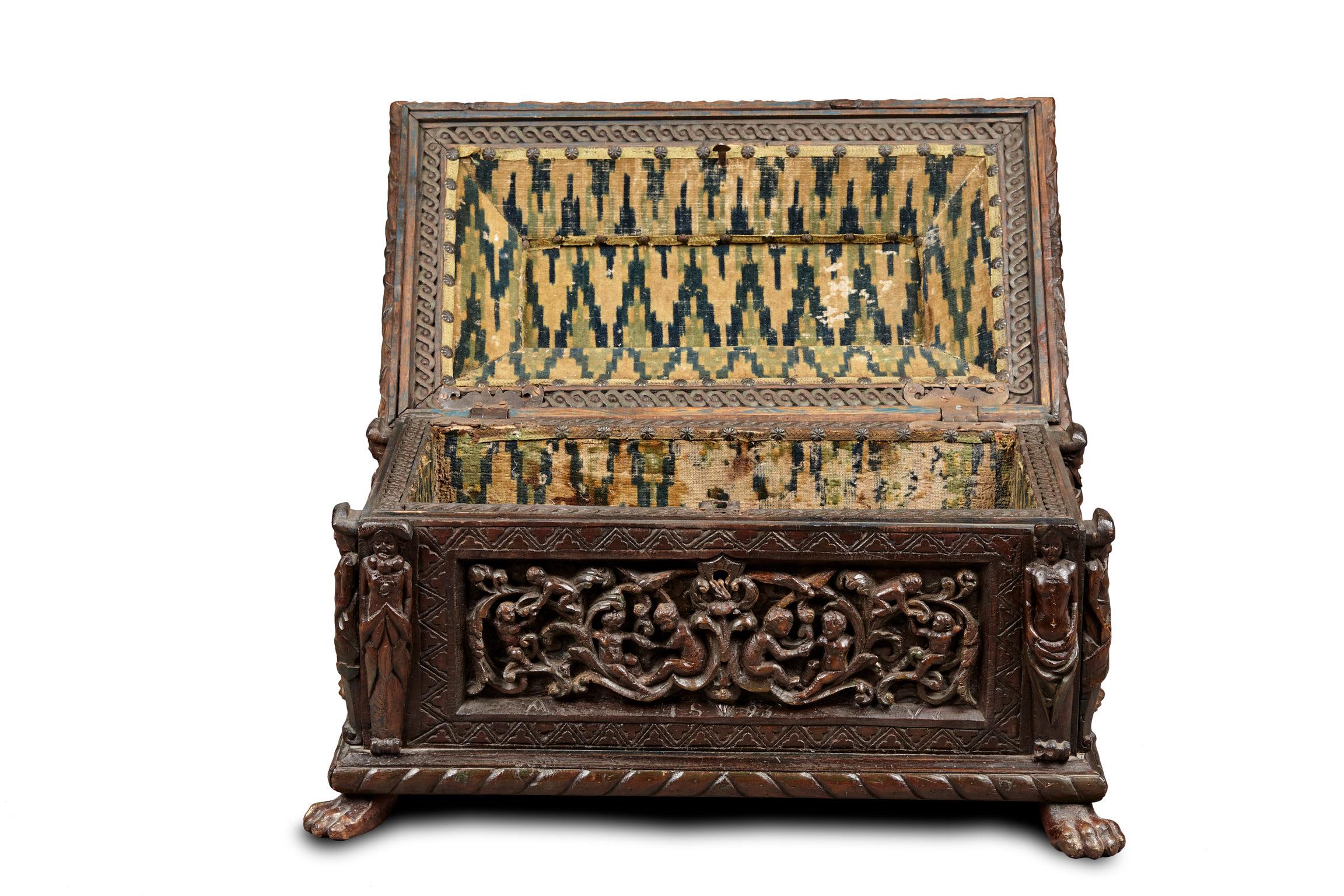 Italian Renaissance Polychrome and Gilt Casket, dated 1593 For Sale 2