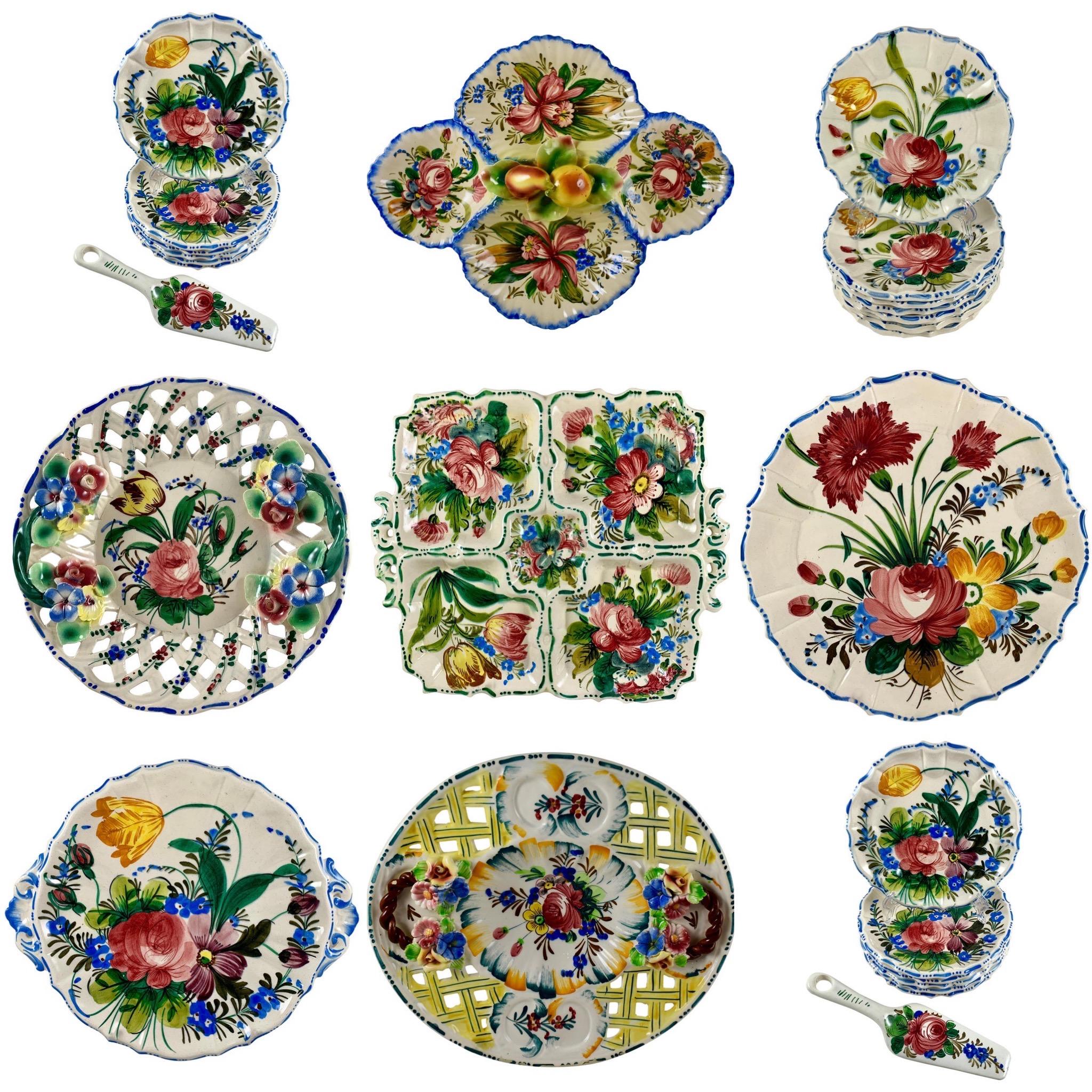 Italian Renaissance Revival Faïence Floral Covered Sugar Bowl For Sale 5