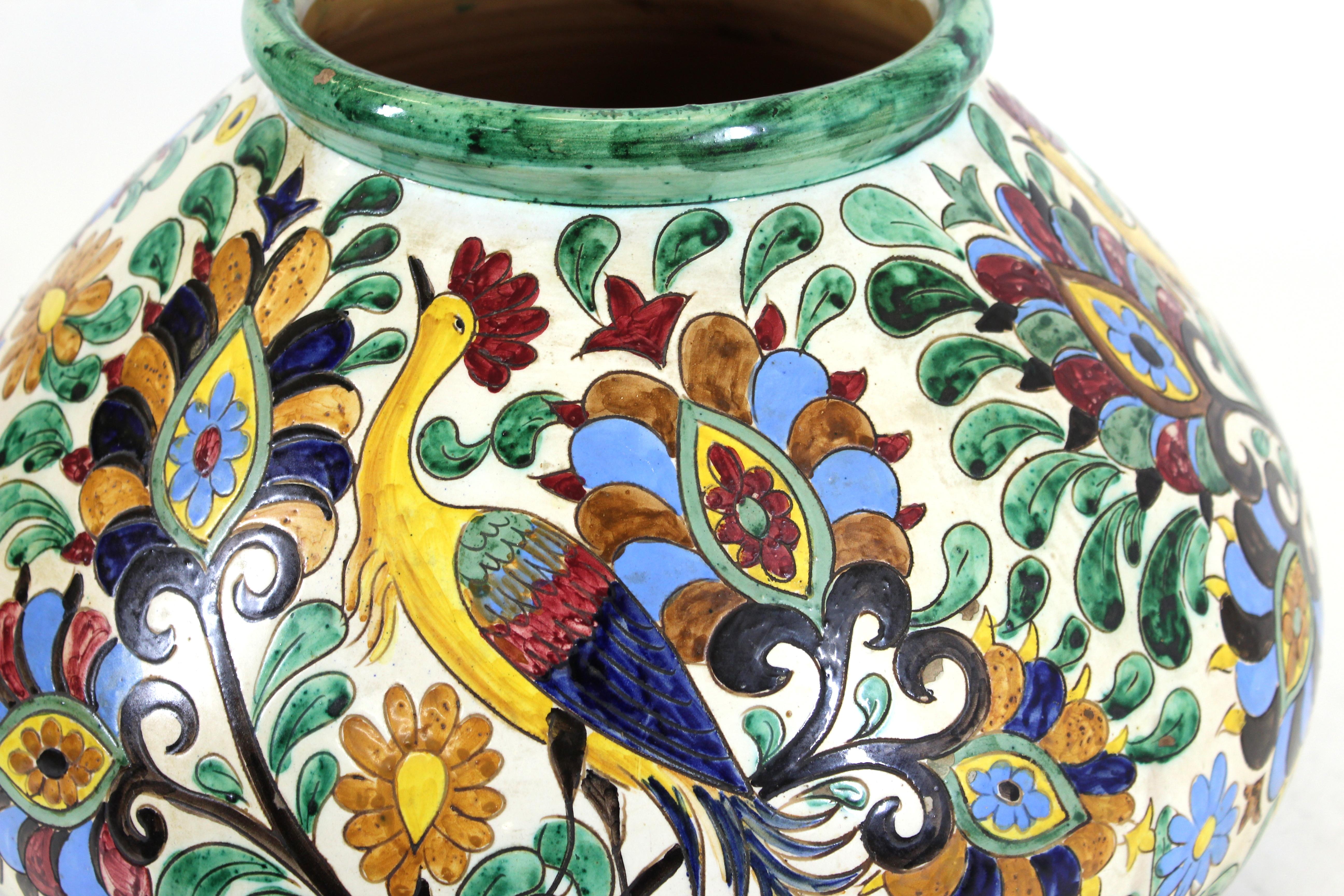 Italienische Majolika-Sgrafitto-Vase im Renaissance-Revival-Stil, Tafelaufsatz (Neorenaissance) im Angebot
