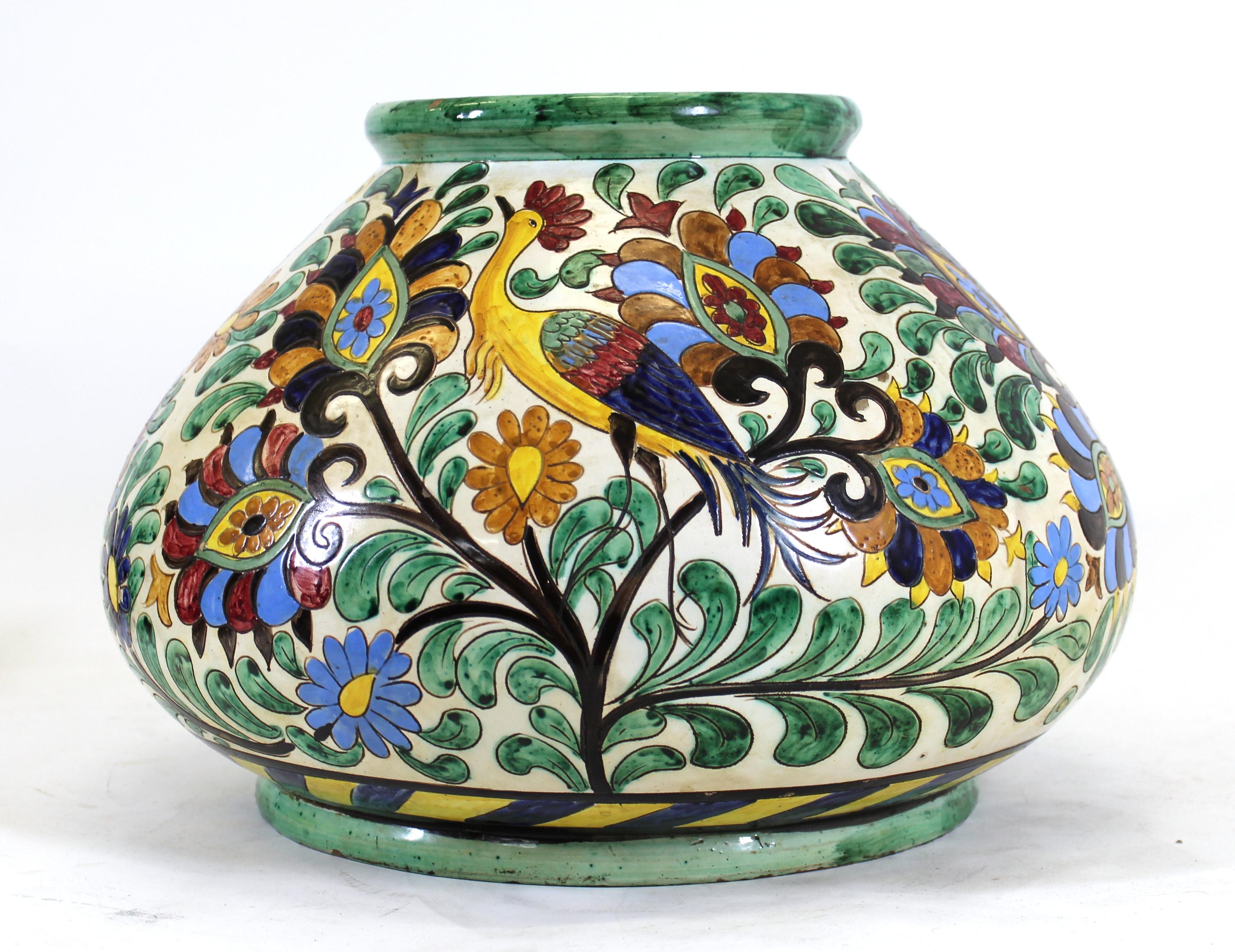 Italienische Majolika-Sgrafitto-Vase im Renaissance-Revival-Stil, Tafelaufsatz im Zustand „Gut“ im Angebot in New York, NY