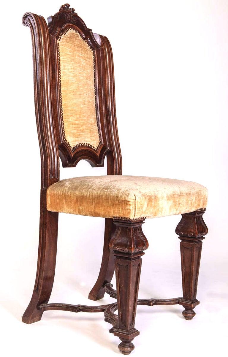 Wood Italian Renaissance Revival Set of 6 Chairs and 2 Armchairs For Sale