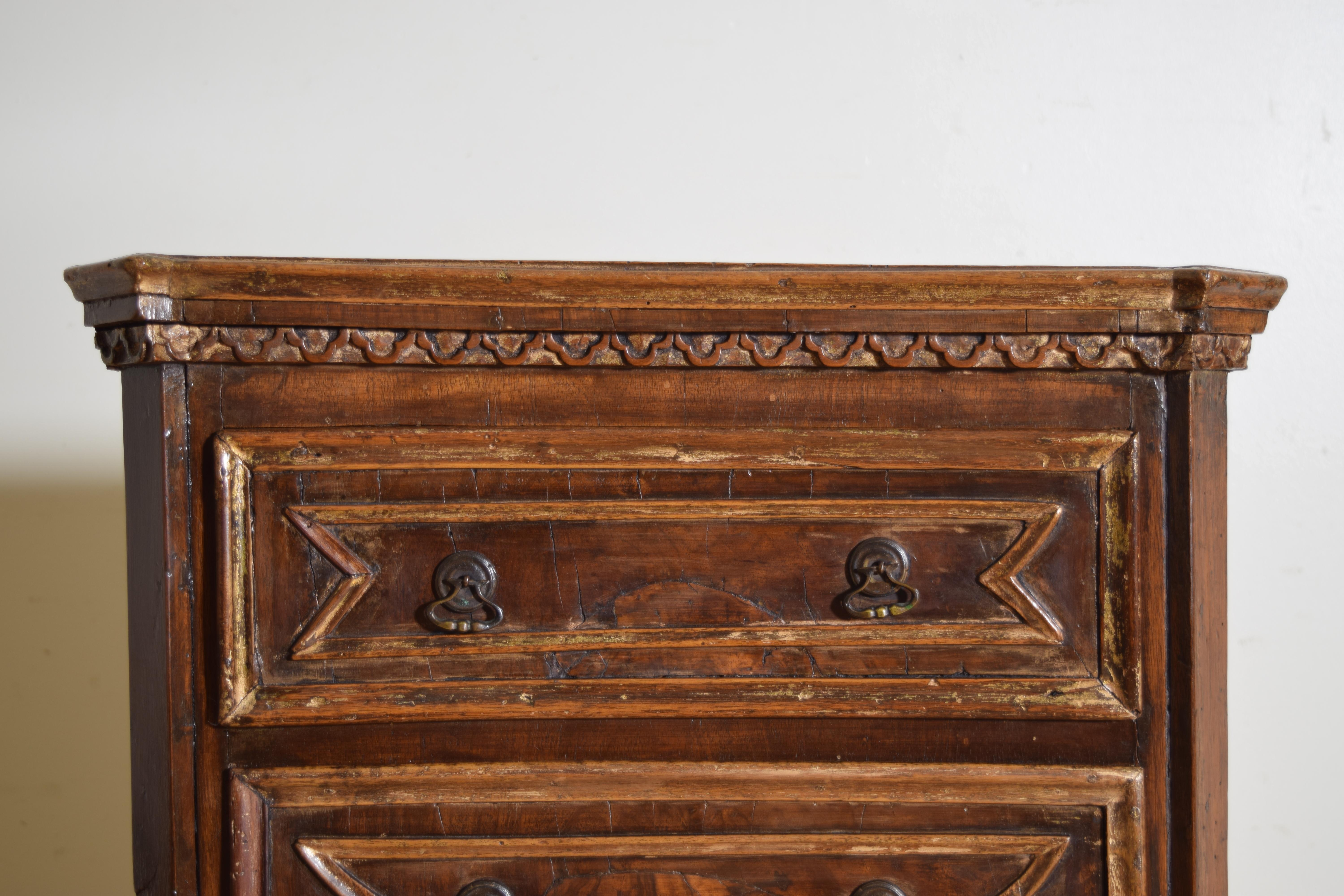 Italian Renaissance Revival Walnut & Giltwood 5-drawer Comodino, late 19th cen. 3