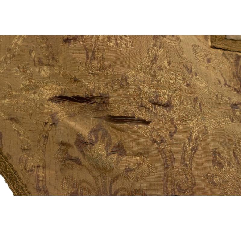 Italian Renaissance Style Beige and Green Shield For Sale 1