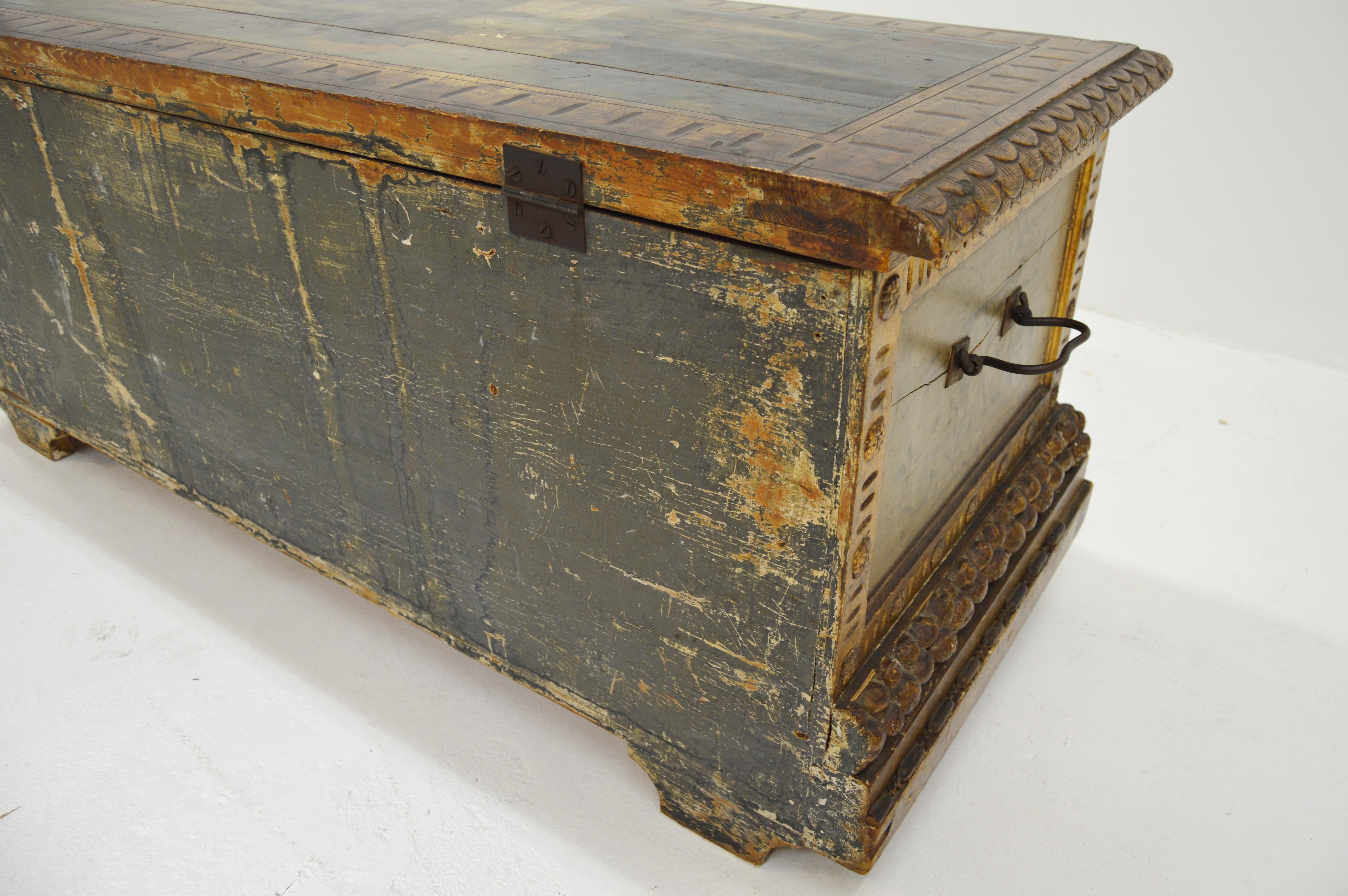 Italian Renaissance Style Carved and painted Florentine Cassone Floor Trunk For Sale 1
