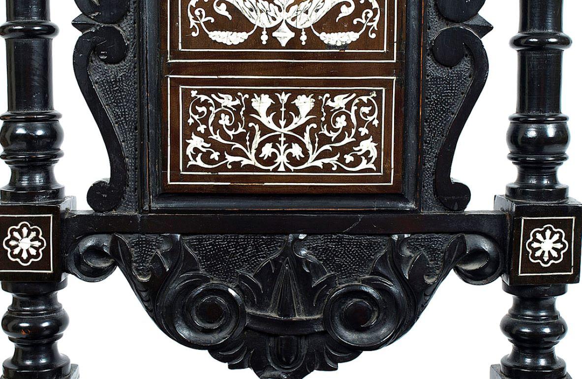 Italian Renaissance Style Carved Chair from Second Half of the 19th Century For Sale 6