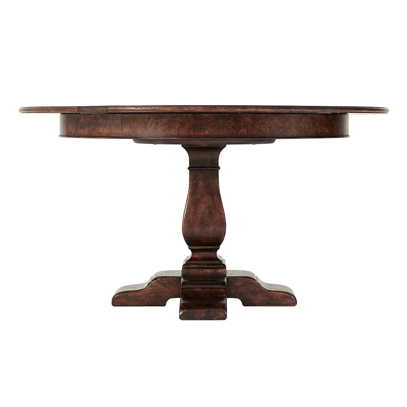 Italian Renaissance Style Extension Dining Table In New Condition For Sale In Westwood, NJ