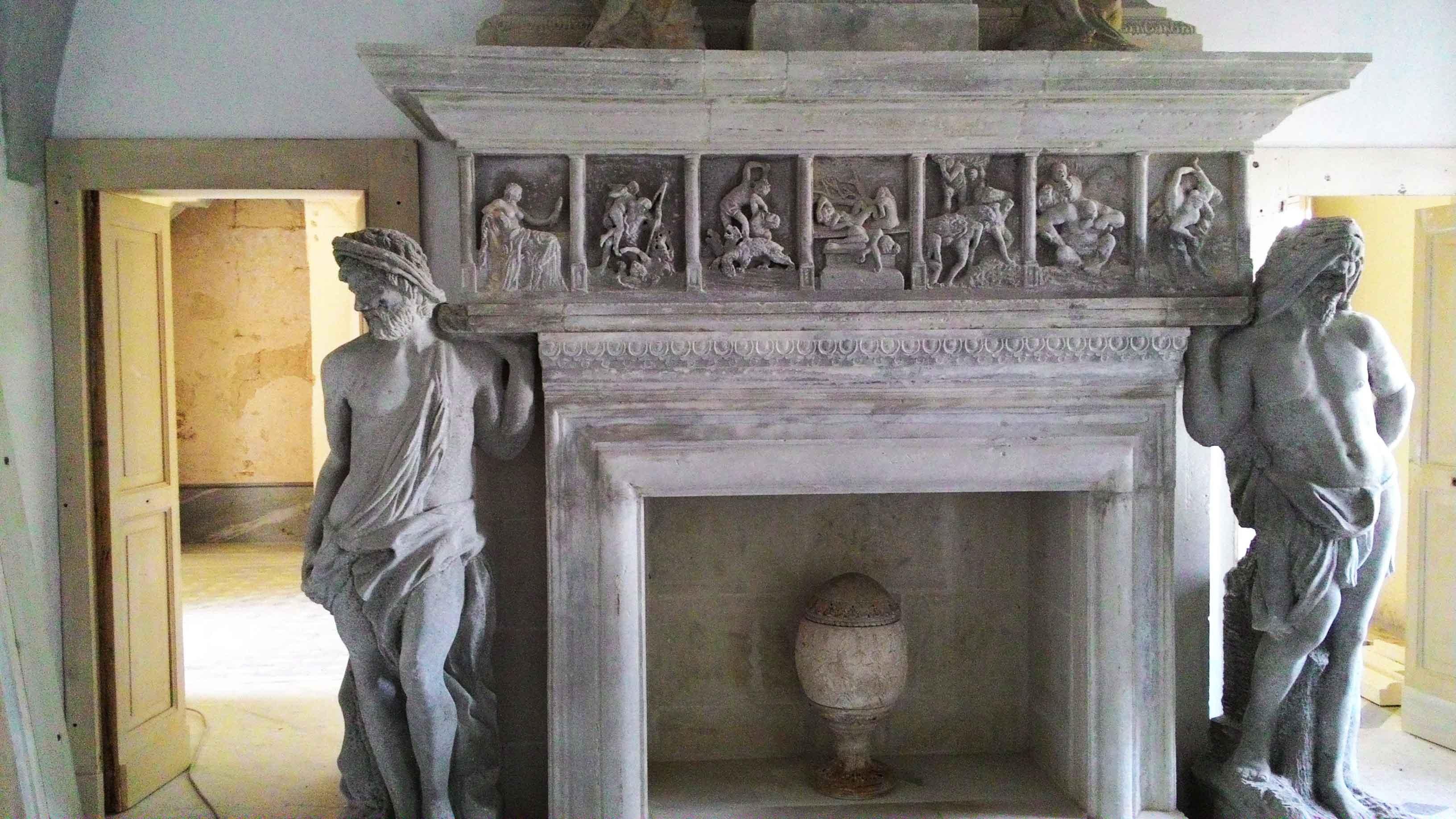 Italian Renaissance Style Fireplace, Gods, Monumental Hand-Carved in Limestone. For Sale 7