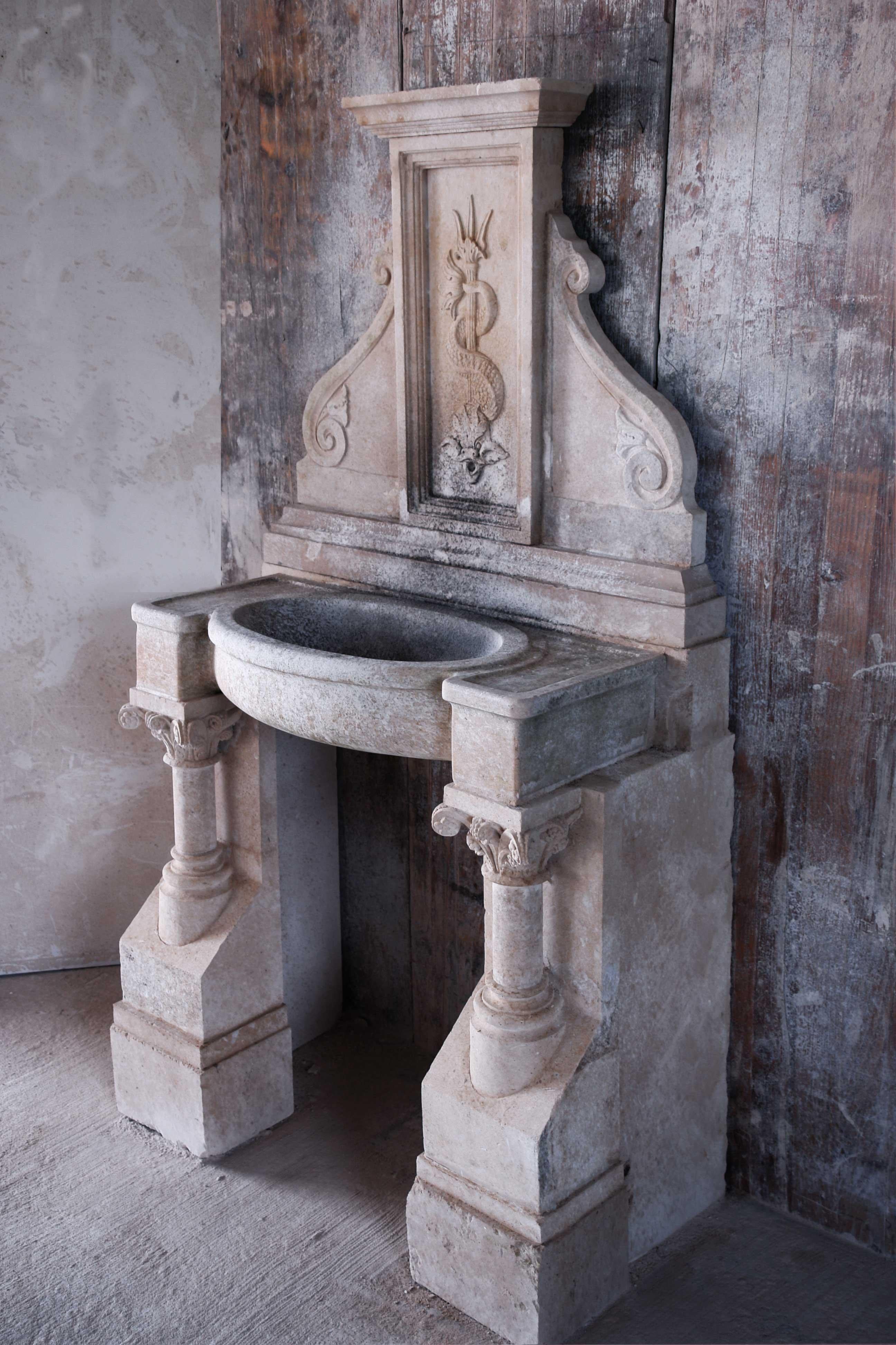 Italian Renaissance Style Fountain Hand-Carved in Pure Limestone Antique Patina For Sale 10