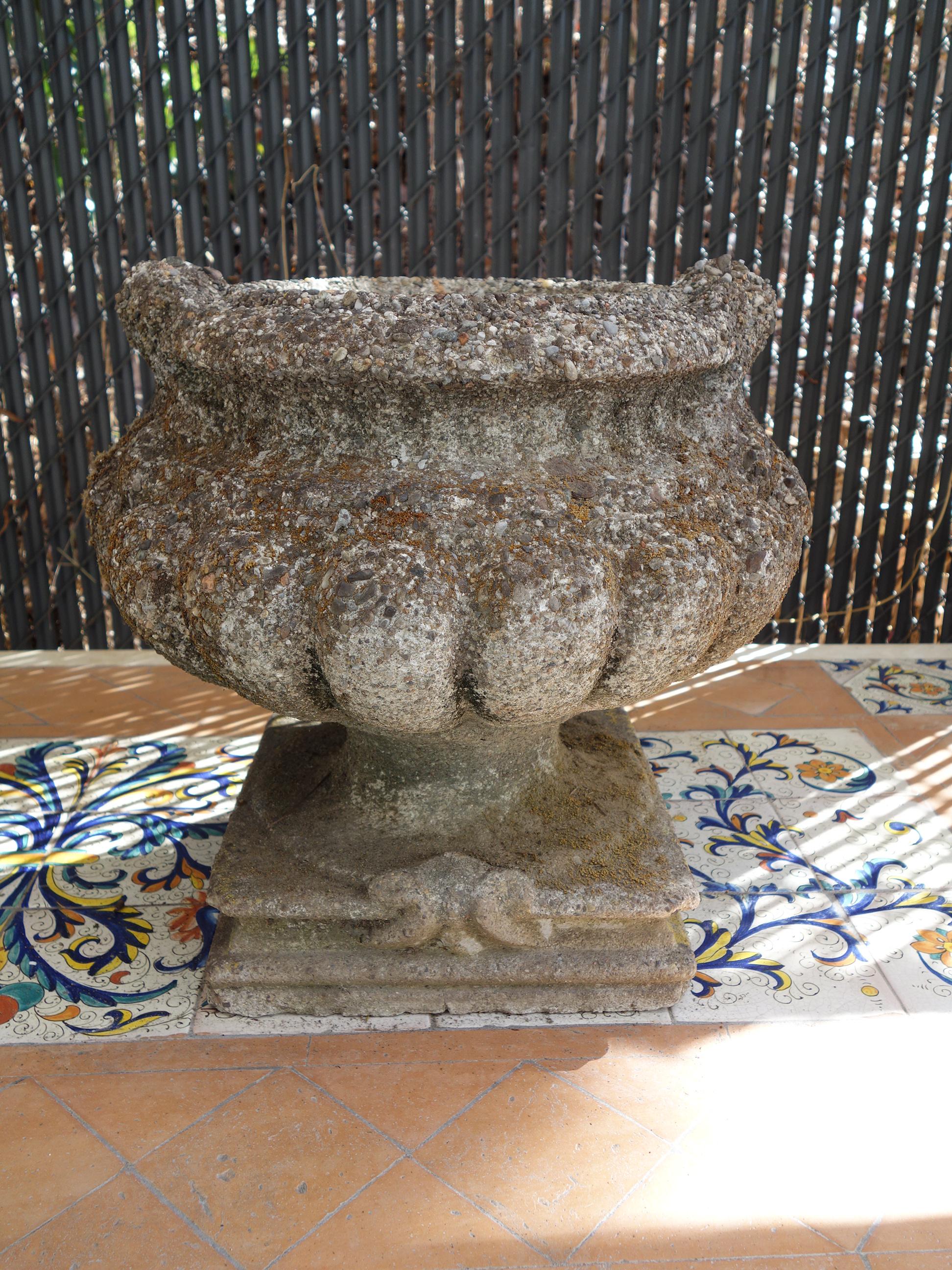 Italian Renaissance Style Grisaglia Cast Stone Bacellati Vessel Planters 2 Pairs 9