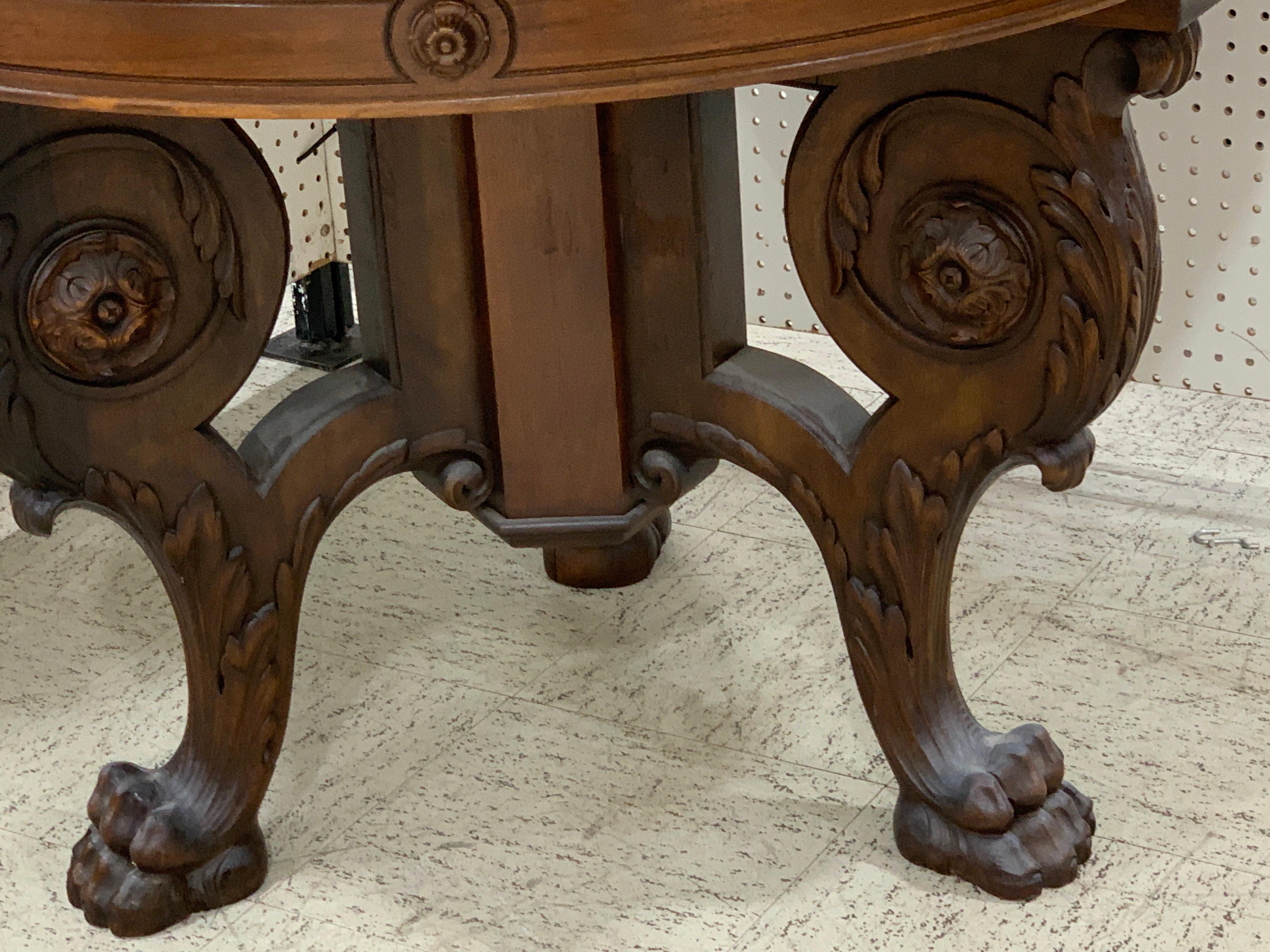 Italian Renaissance Style Walnut and Burl Round Table For Sale 3