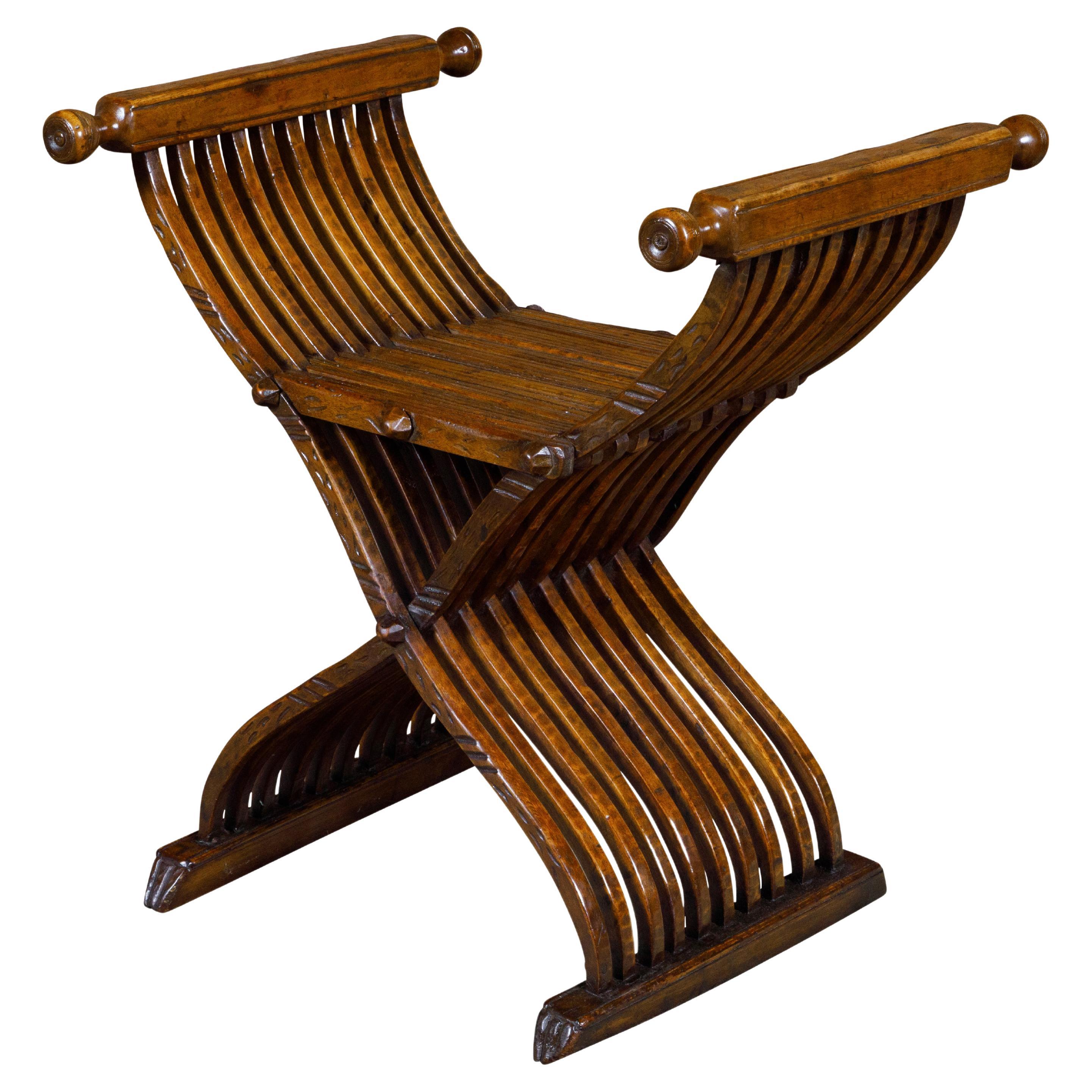 Italian Renaissance Style Walnut Savonarola Folding Chair circa 1900 For Sale
