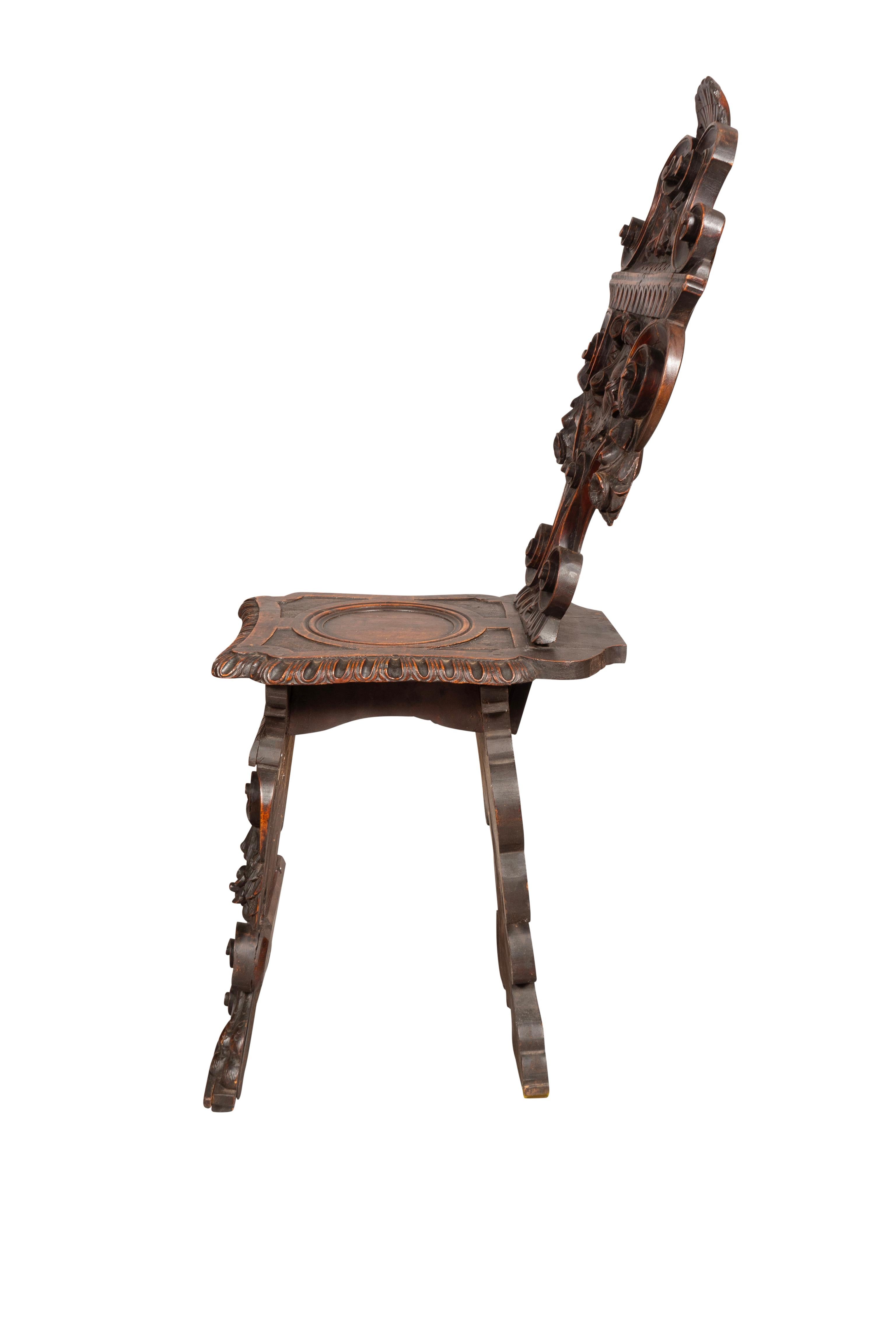 Italienischer Renaissance-Stil Nussbaum Sgabello Stuhl (19. Jahrhundert) im Angebot