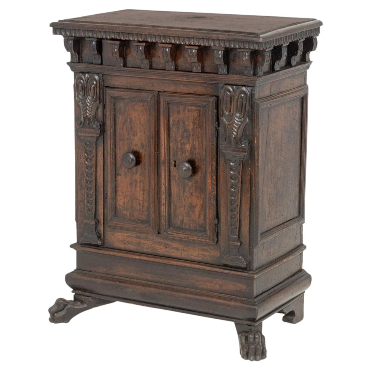 Antique Italian Renaissance Walnut Cabinet with Carved Columns, 17th Century