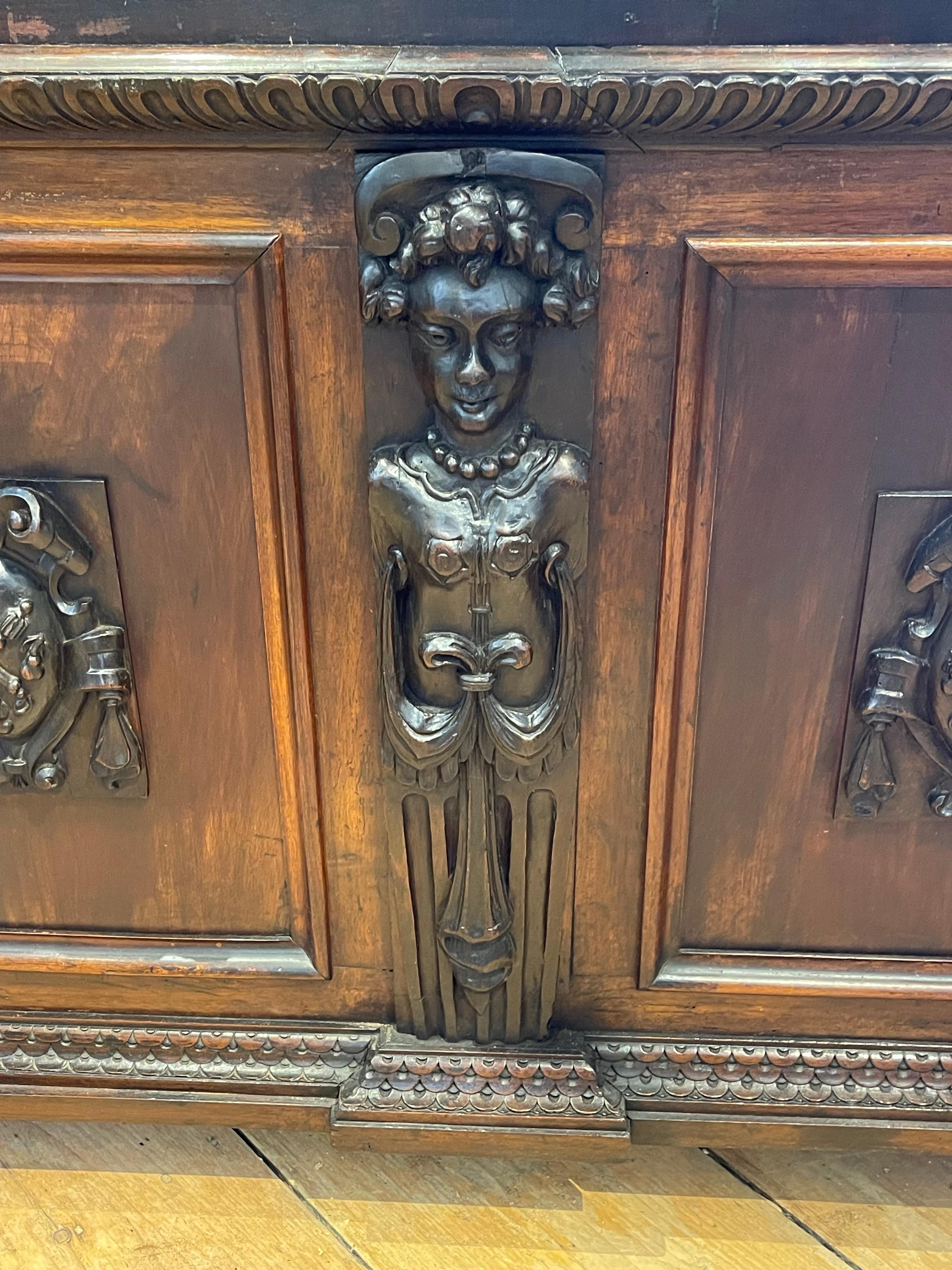 Italian Renaissance Walnut Collector's Cabinet or Vargueno  For Sale 3