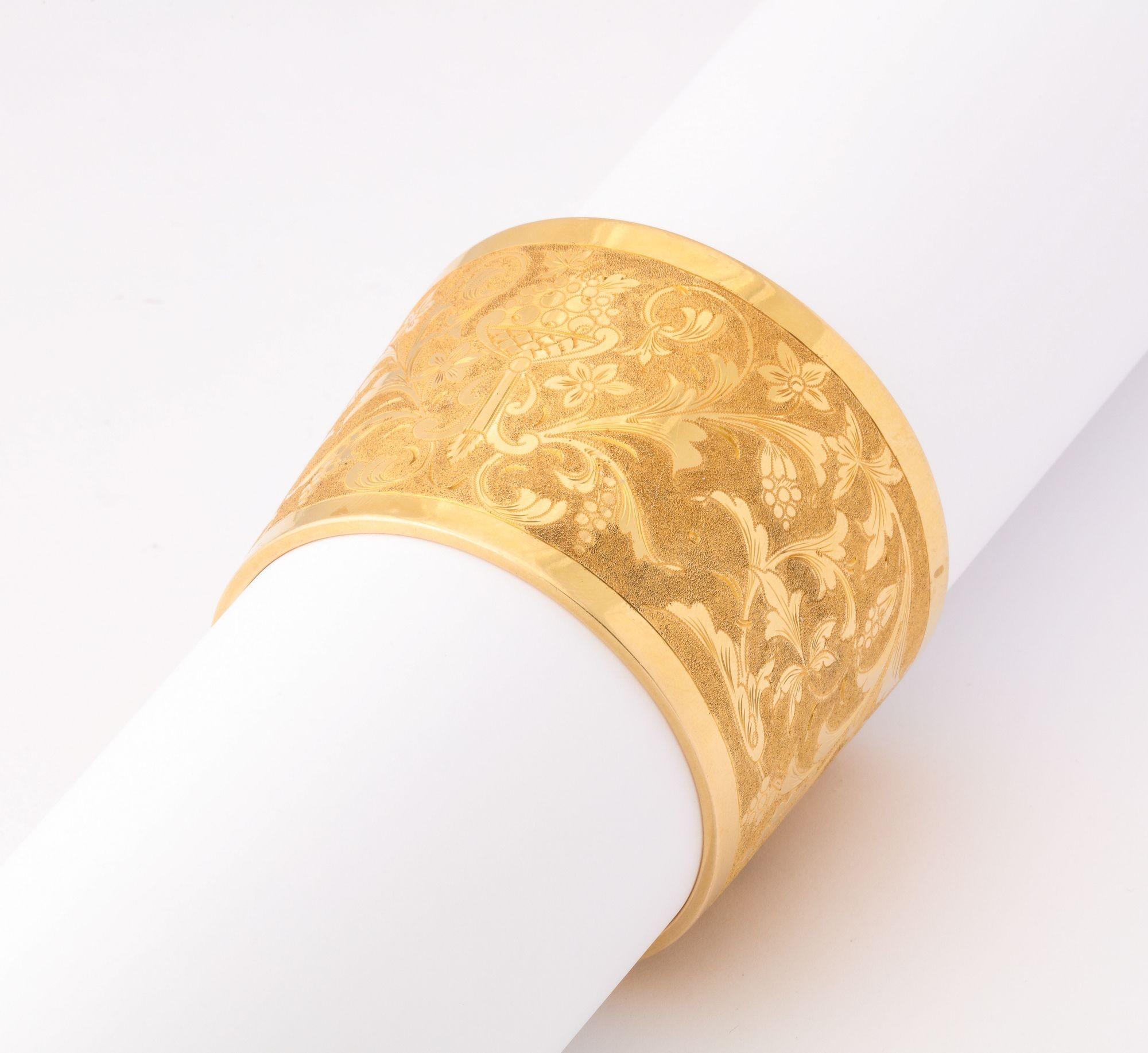 Italian Classical  Engraved Cuff With Two Tone Gold For Sale 10