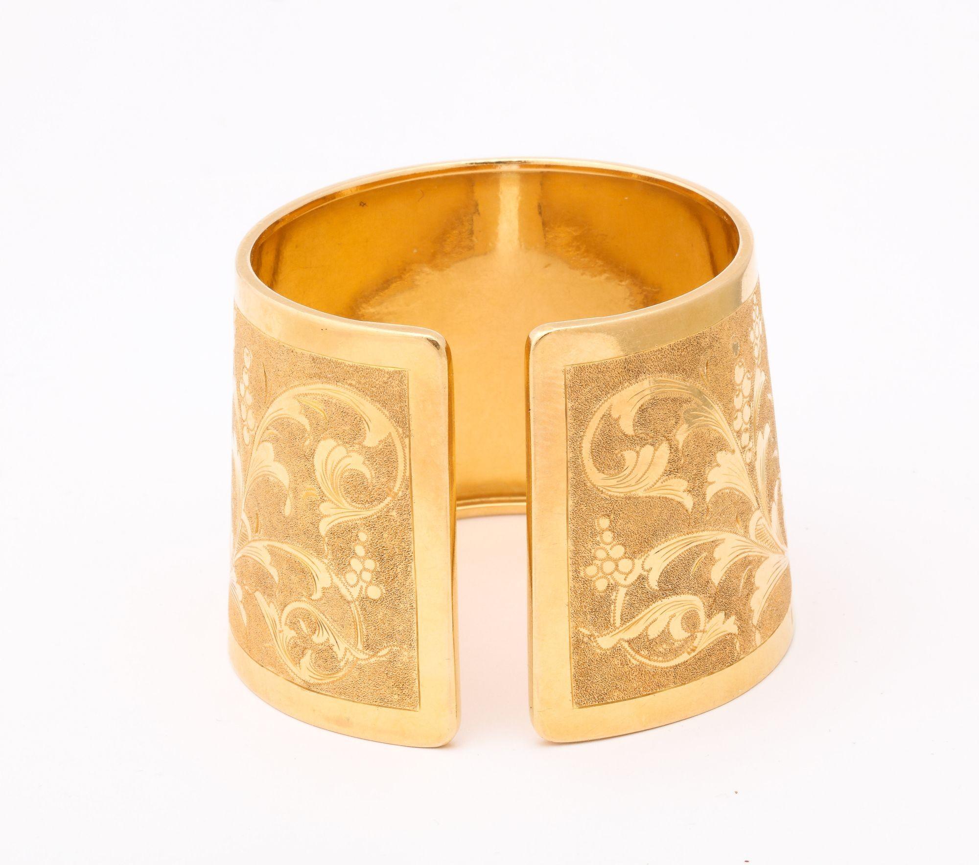 Retro Italian Classical  Engraved Cuff With Two Tone Gold For Sale