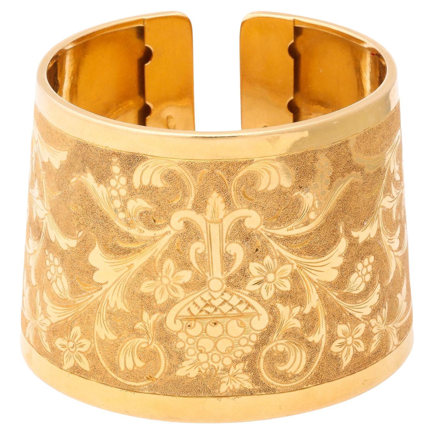Italian Classical  Engraved Cuff With Two Tone Gold For Sale