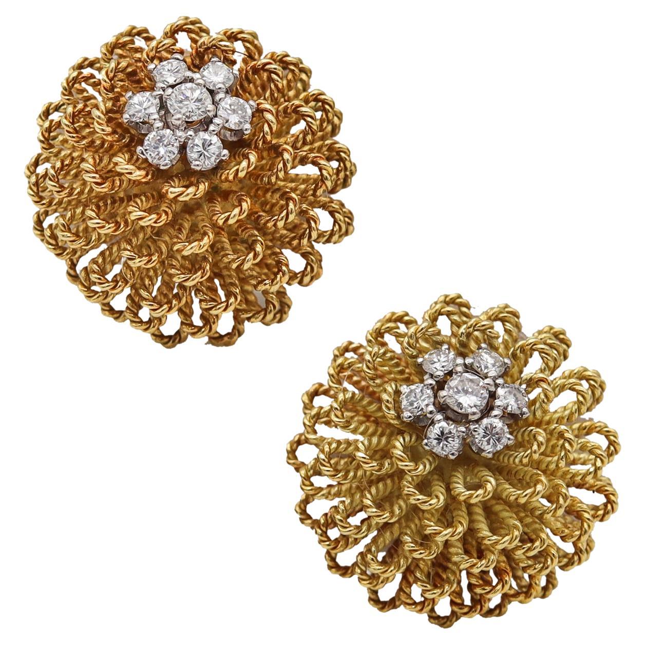 Italian Retro 1960 Modern Clip Earrings 18KT Gold and Platinum with VS Diamonds For Sale