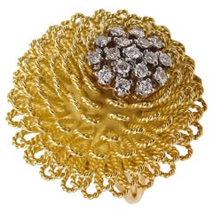 Italienischer Retro 1960 Moderner Cocktail-Ring aus 18 Karat Gold und Platin mit VS-Diamanten