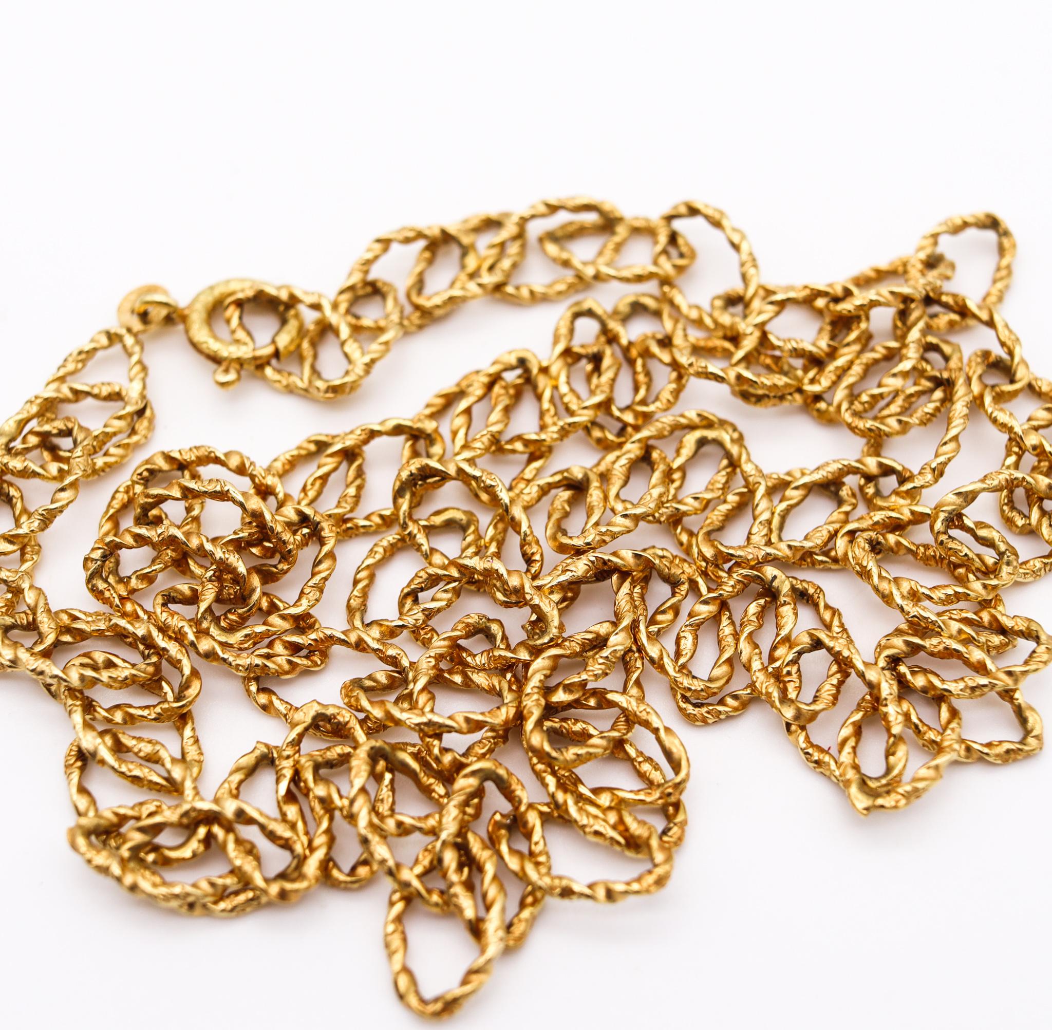Women's or Men's Italian Retro 1970 Modernist Long Chain with Textured Links in 18Kt Yellow Gold